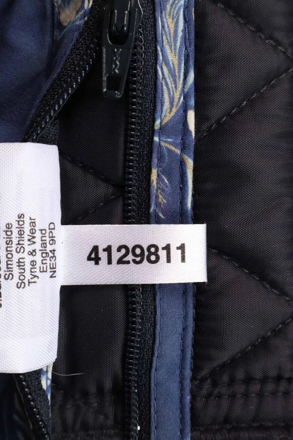 Barbour Women's Barbour Emma Quilt Diamond Padded Jacket Navy Size L Size L / US 10 / IT 46 - 7 Thumbnail