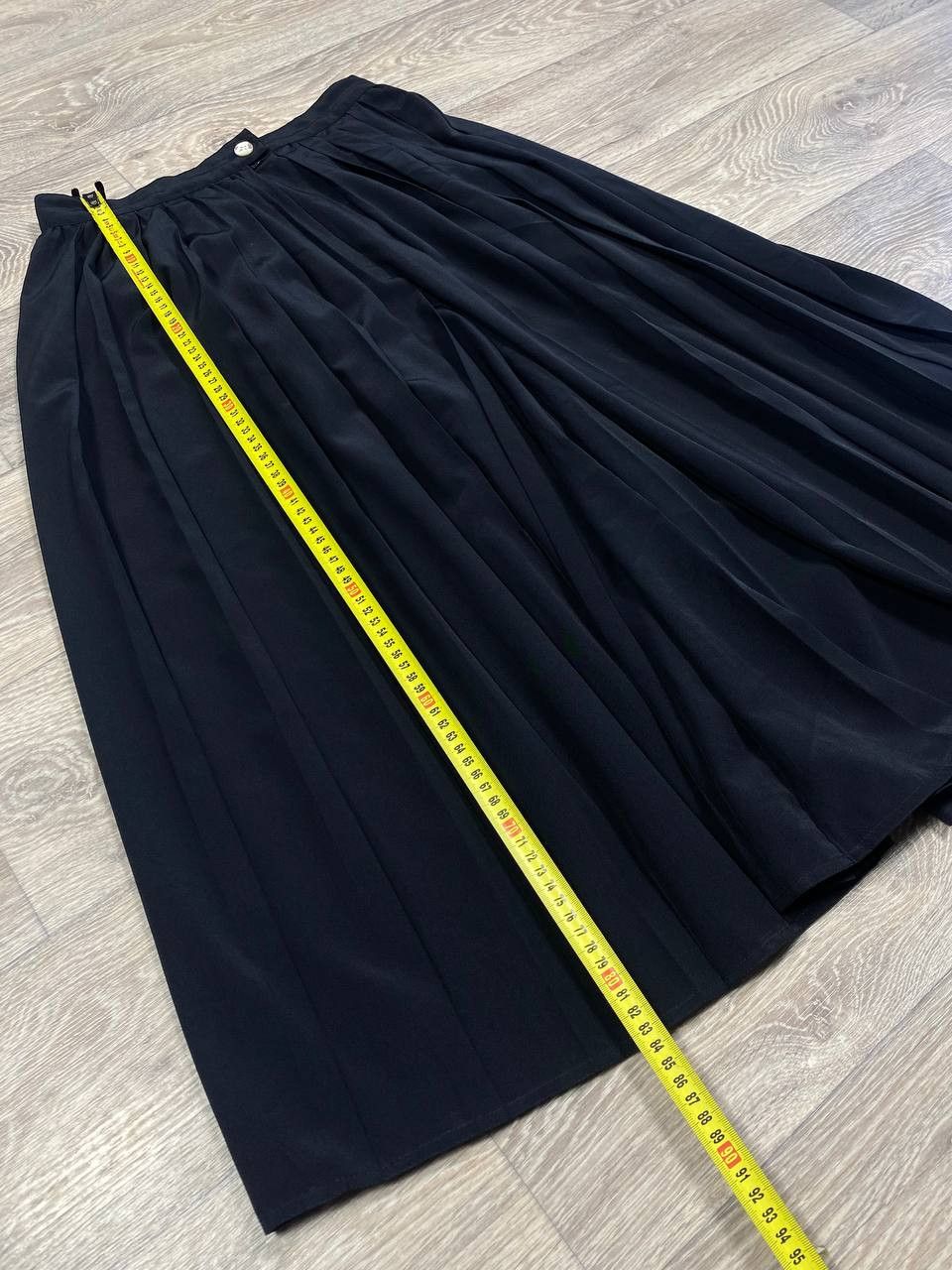 Max Mara Vintage MaxMara black pants pleated cullotes skirt Size 32" / US 10 / IT 46 - 7 Thumbnail
