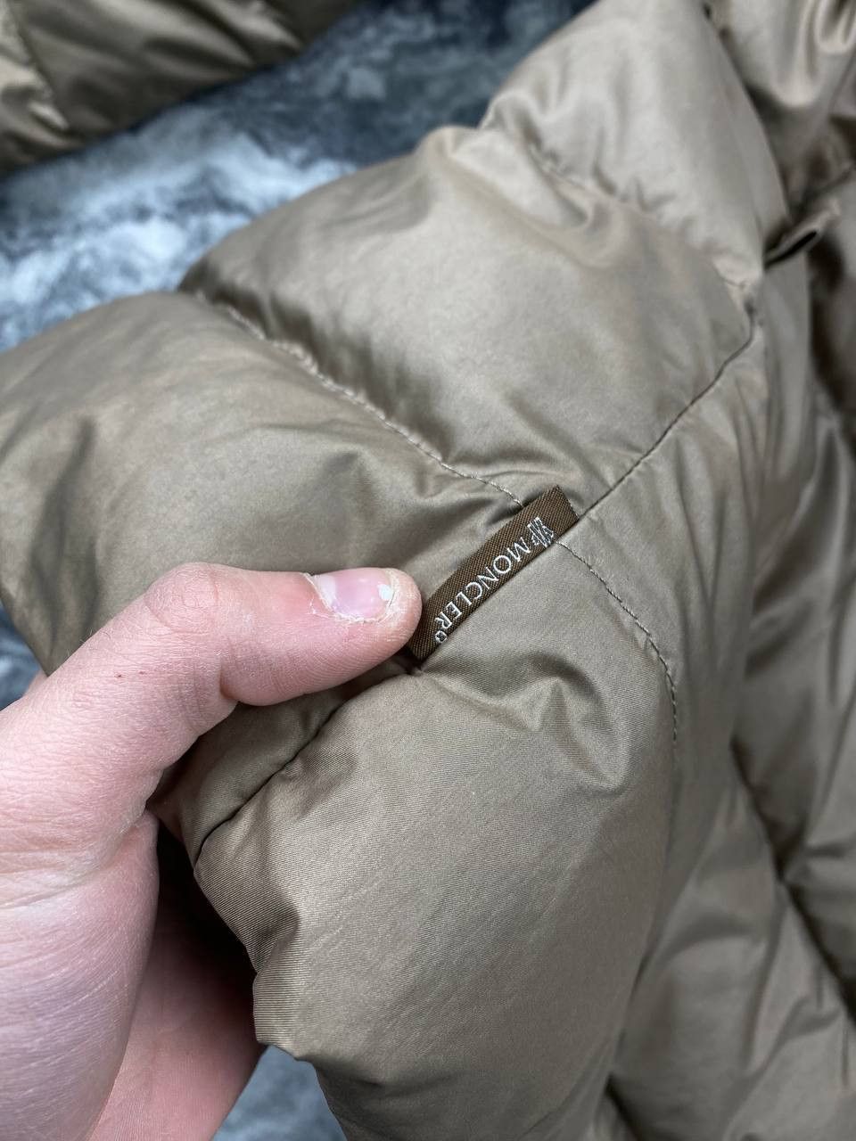 Moncler Moncler Angers Giubbotto Down Jacket Puffer Women Size 4 Size L / US 10 / IT 46 - 23 Thumbnail