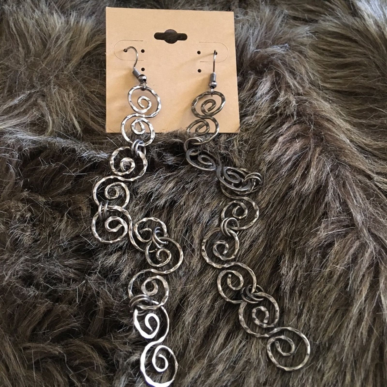 Vintage Vintage repurpose silver hammered coil earrings Size ONE SIZE - 2 Thumbnail
