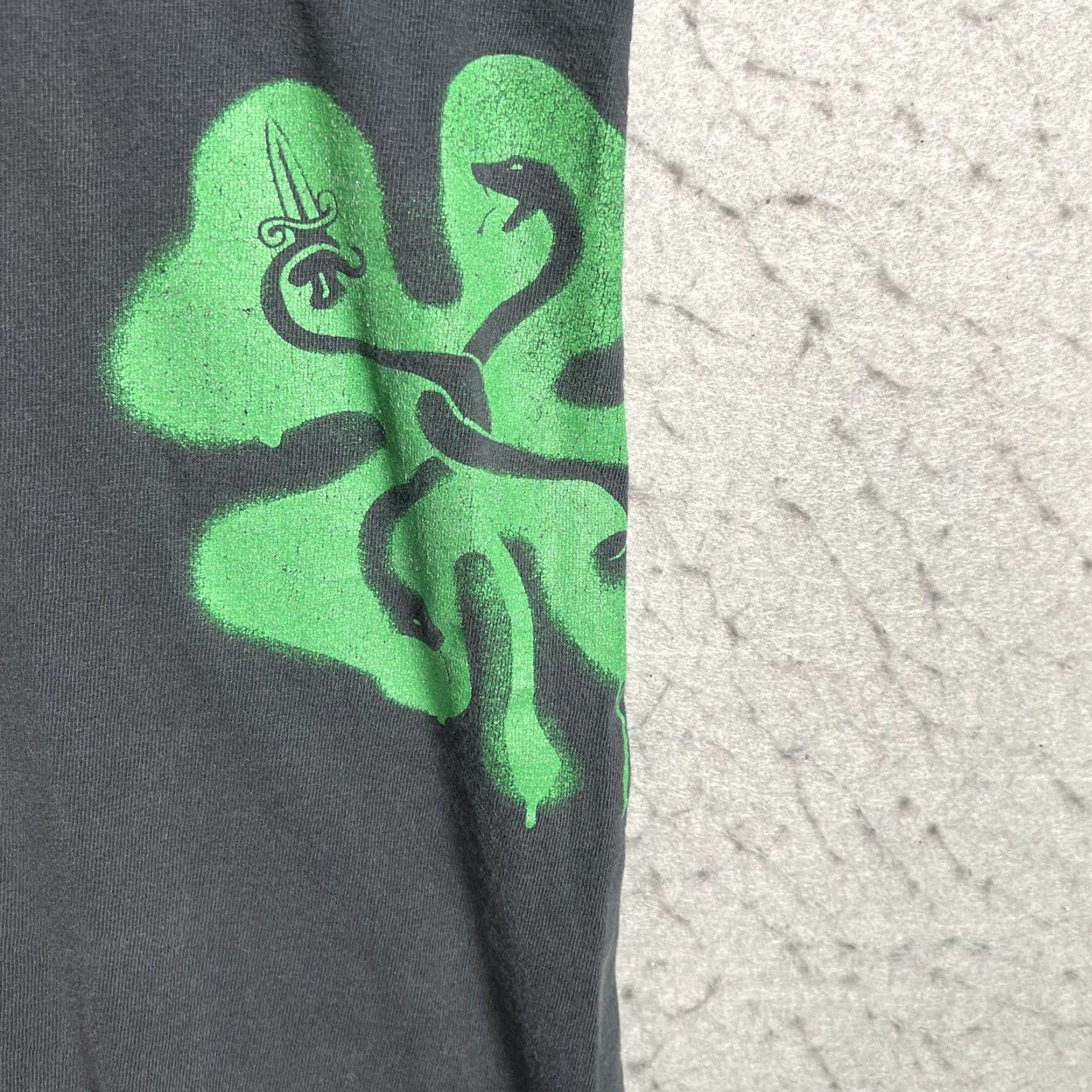 Vintage VINTAGE Cinder Block T Shirt Band Adult Large Black Men 1990s Flogging Molly Graphic Tee Mens Large Black 1990s Concert Merch Size US L / EU 52-54 / 3 - 6 Thumbnail