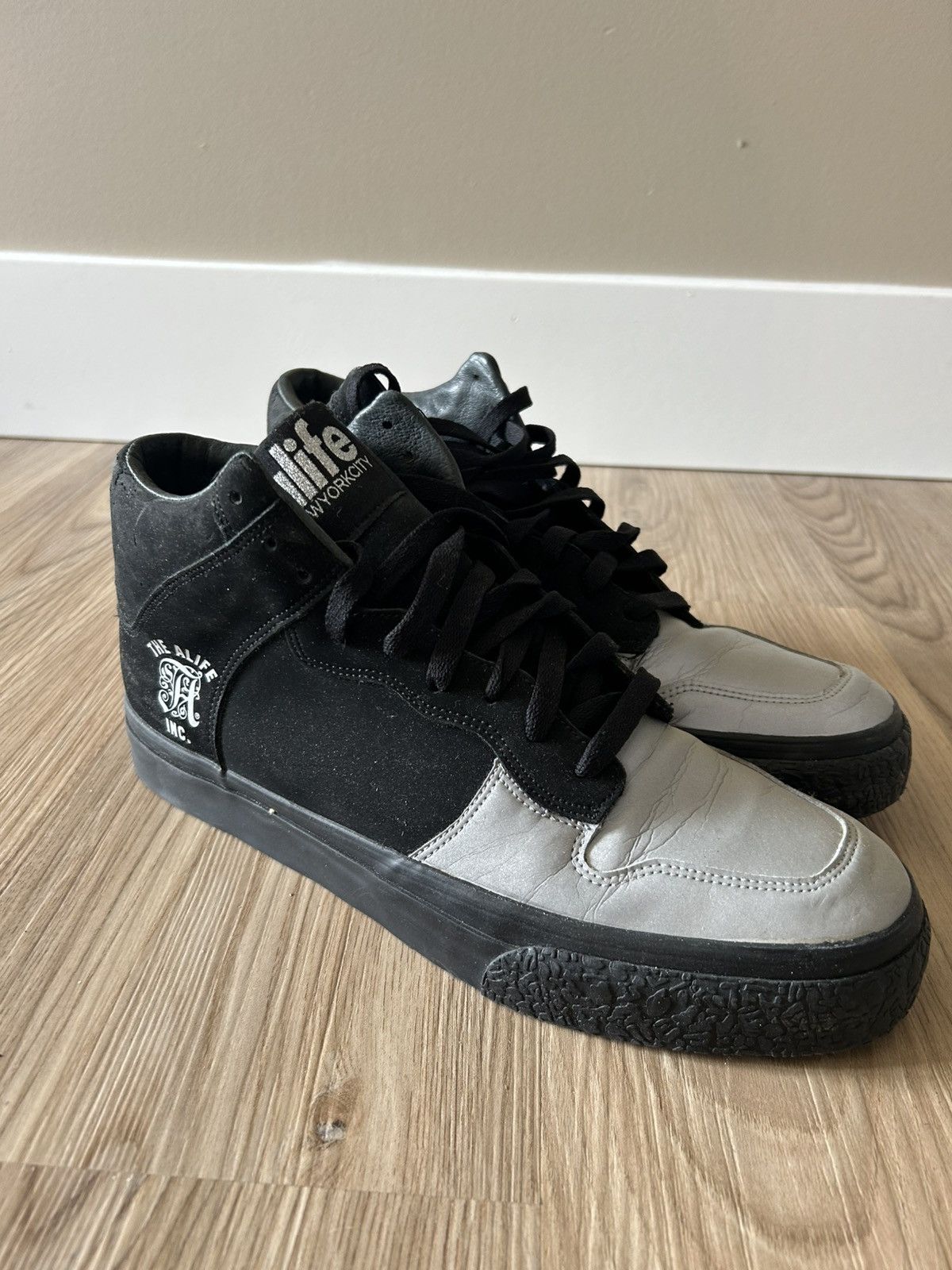 Alife Alife New york 3M leather black sneaks Size US 11 / EU 44 - 1 Thumbnail