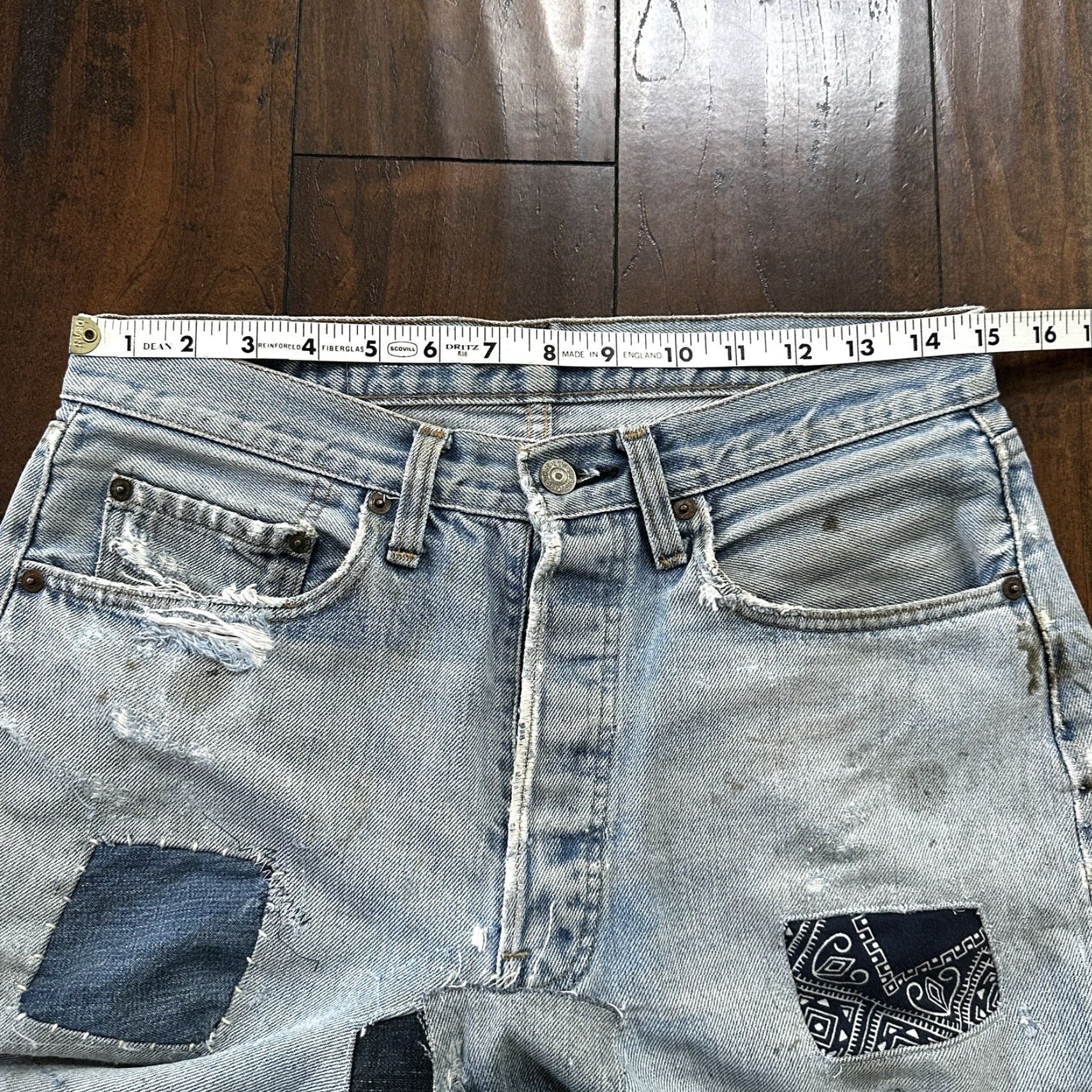 Levi's VINTAGE Levi's Jeans 501 Men's Regular Fit Straight 80s USA Light Wash Denim 28 Inseam Size US 30 / EU 46 - 7 Thumbnail