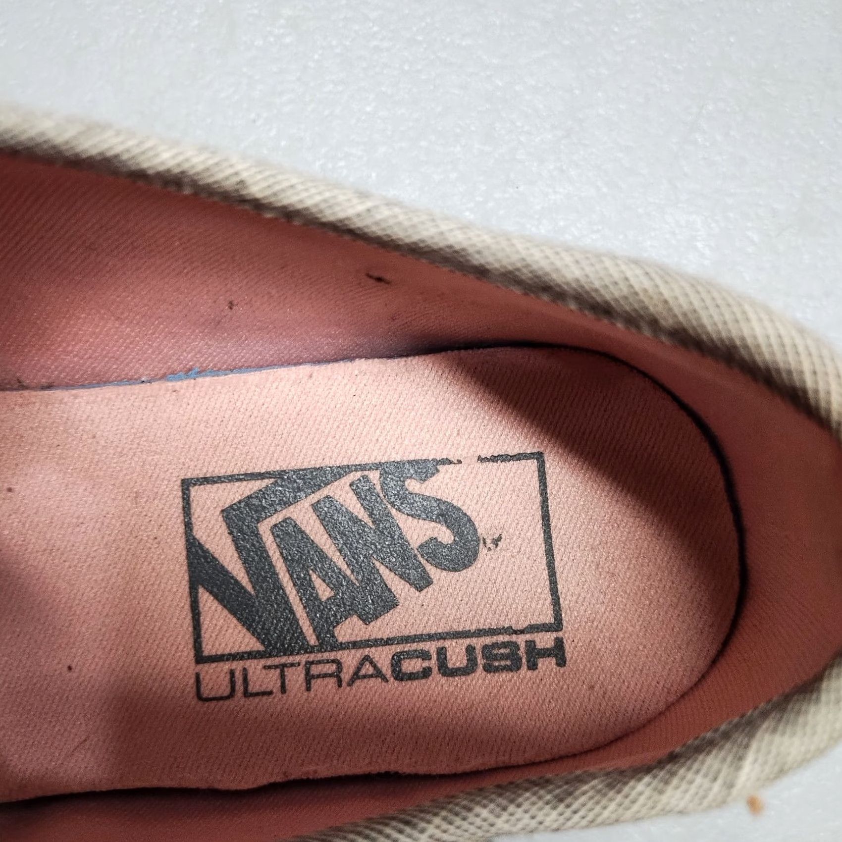 Vans VANS Off The Wall Ultracush Flats Sneakers Womens 7.5 Gray White Lace Up 721356, Size 7.5, Pre-owned, Shoes, Womens, Casual, Outdoor, Classic, 721356 Size US 8 / IT 38 - 7 Thumbnail