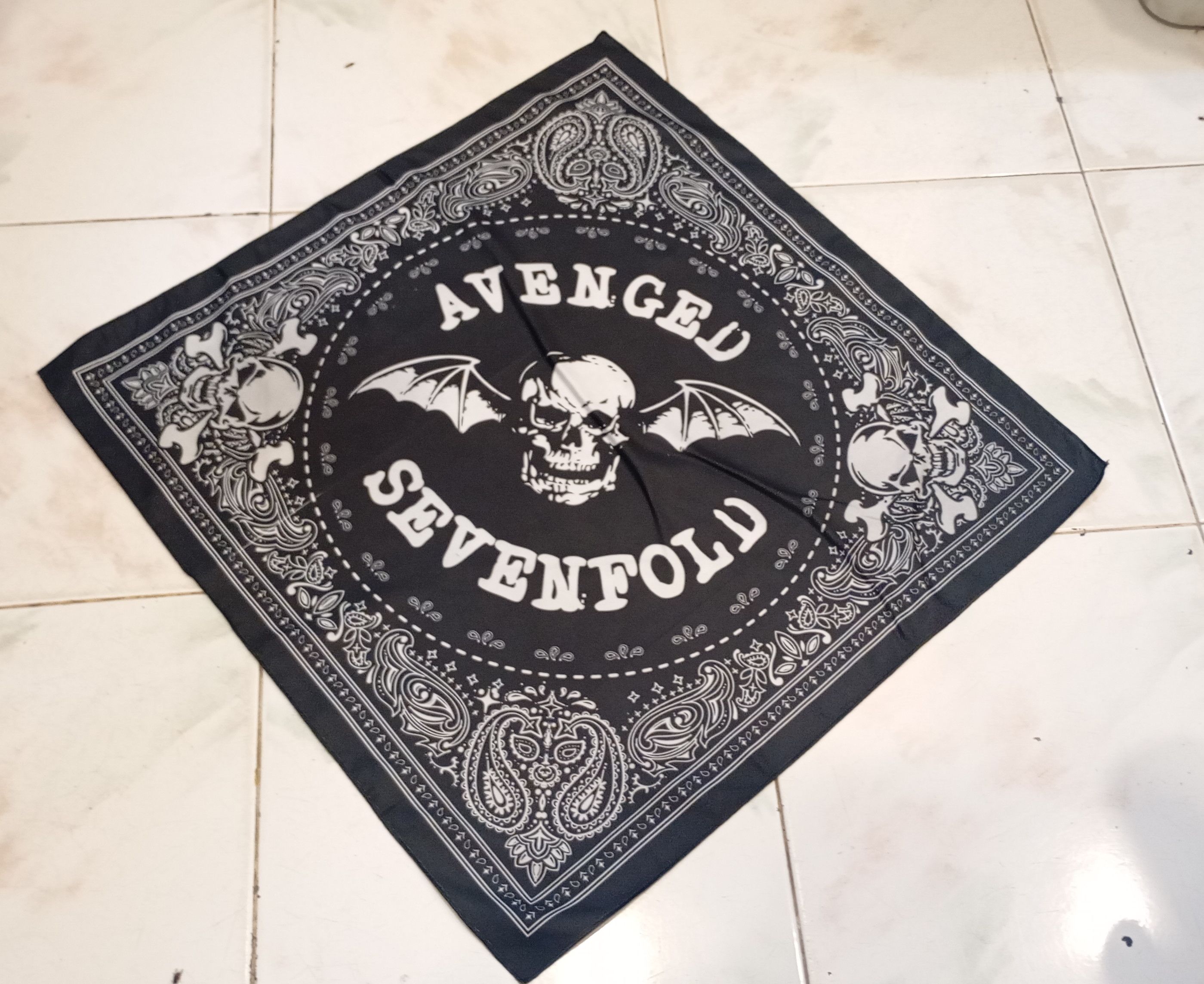 Band Tees Skulls Bandana Handkerchief Motor head Avenged Sevenfold Size ONE SIZE - 1 Thumbnail
