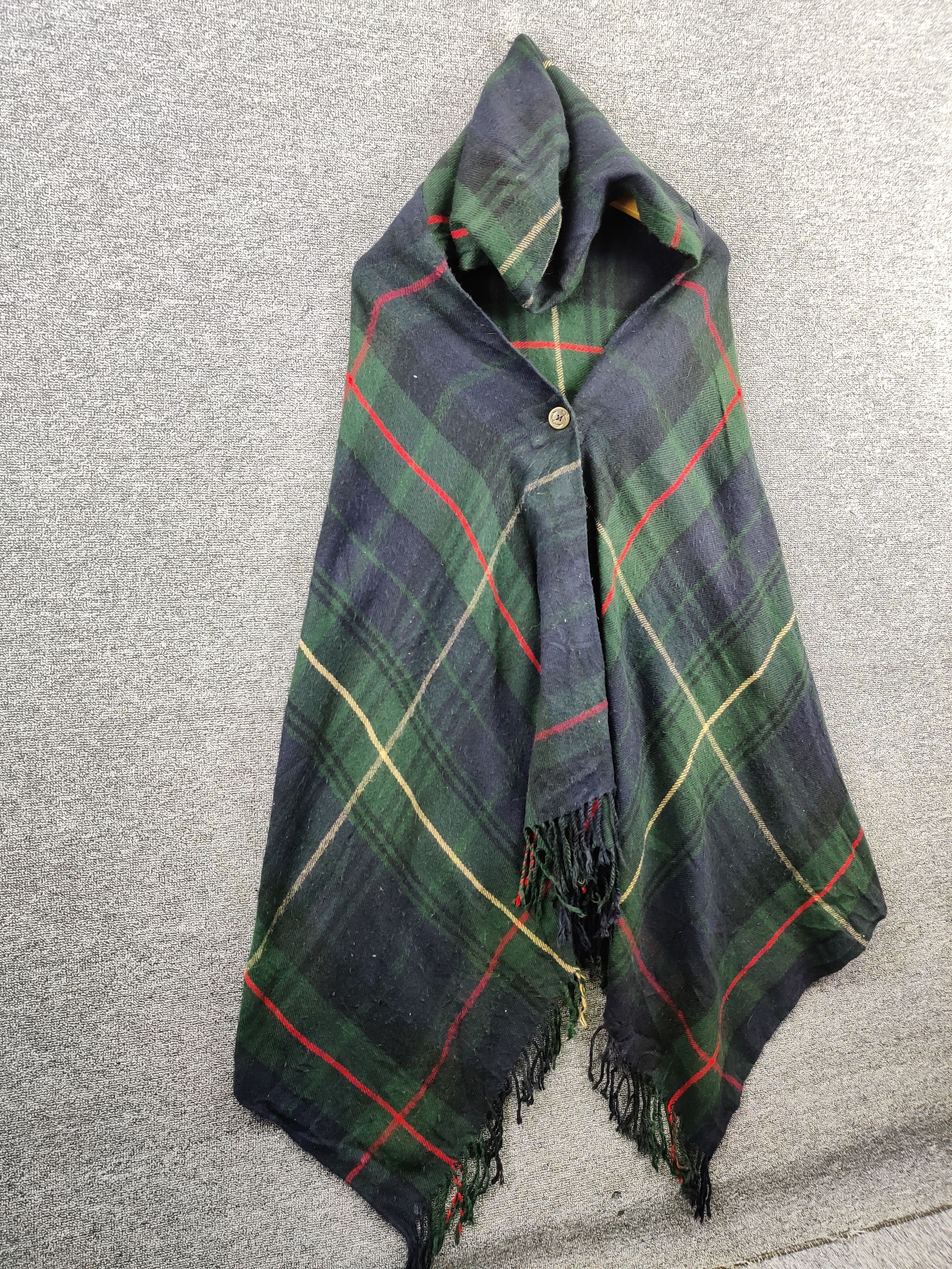 Japanese Brand Japanese Brand Find Favor Poncho Nice Design Size US XXL / EU 58 / 5 - 5 Thumbnail