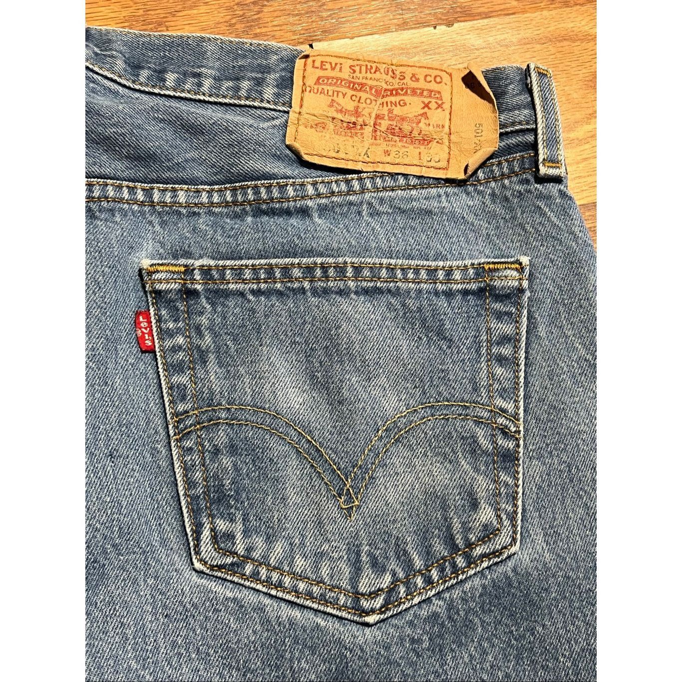 Levi's Vintage Levi’s 501 Button Fly 36 x 30 Jeans Size US 36 / EU 52 - 2 Thumbnail