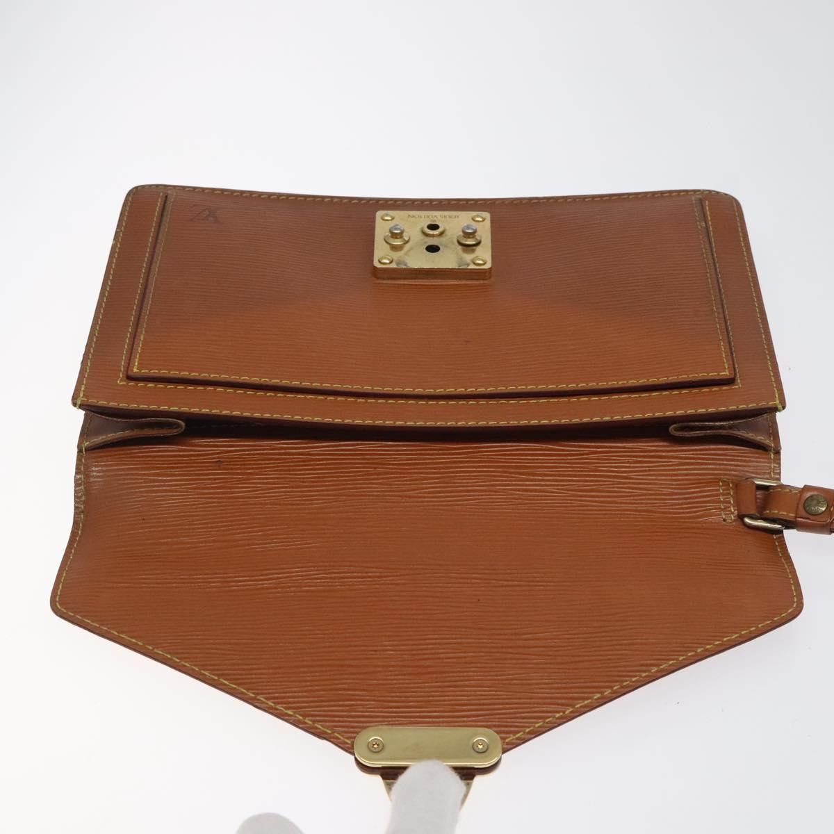 Louis Vuitton LOUIS VUITTON Epi Serie Dragonne Hand Bag Zipangu Gold Size ONE SIZE - 9 Thumbnail