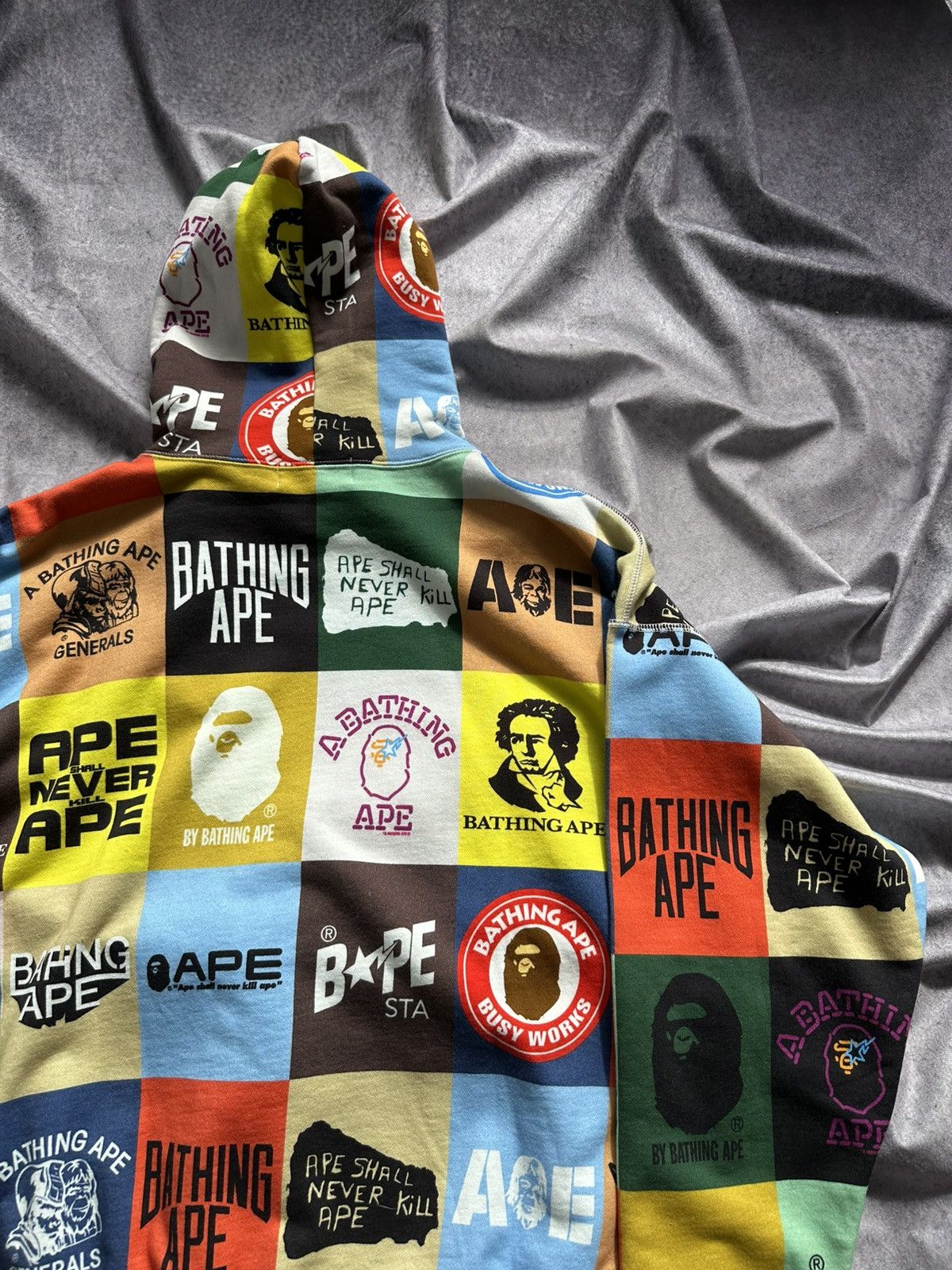 Bape BAPE Classic Logo Loose Fit Pullover Hoodie Size US S / EU 44-46 / 1 - 6 Thumbnail