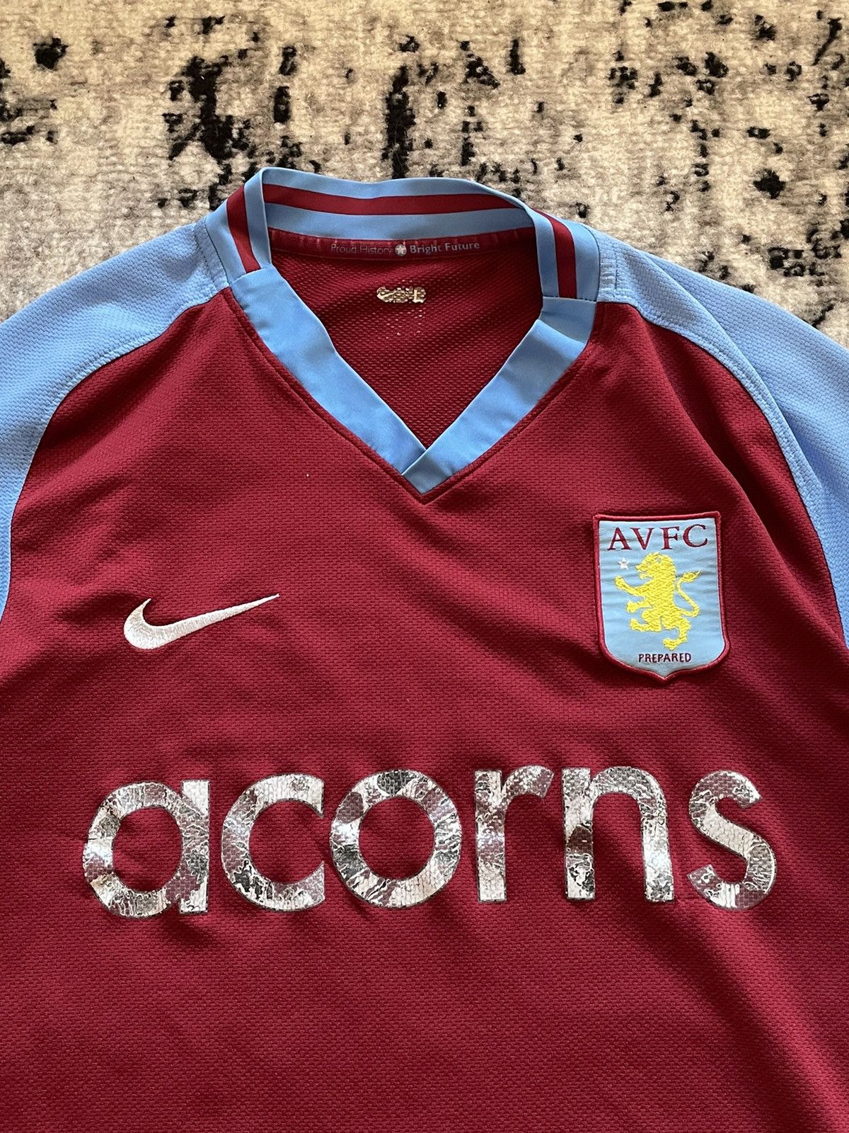 Nike × Vintage Vintage Aston Villa Jersey Home Kit Streetwear Y2k Sk8 L Size US L / EU 52-54 / 3 - 6 Thumbnail