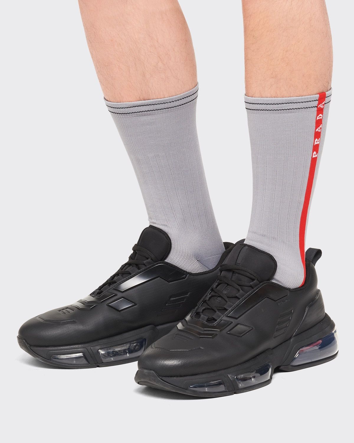 o1w1db11123 Sneakers in Black