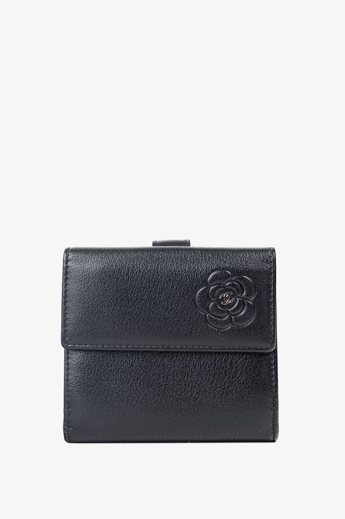 Chanel Chanel Camellia Black Leather Compact Wallet Size ONE SIZE - 1 Thumbnail