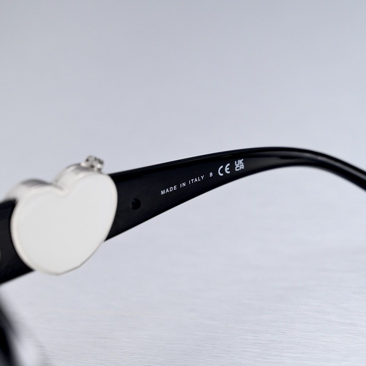 Chanel CHANEL 0CH5517 C501S4 SUNGLASSES Size ONE SIZE - 4 Thumbnail
