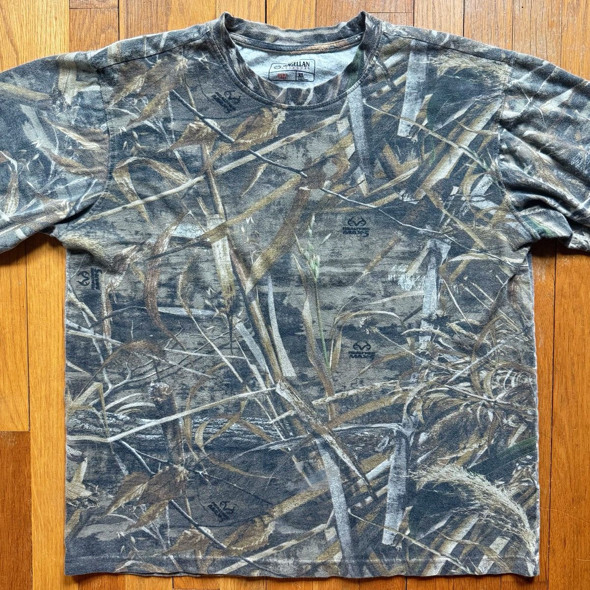 Realtree Magellan Outdoors Realtree Camouflage Long Sleeve T-shirt Size US XL / EU 56 / 4 - 2 Thumbnail
