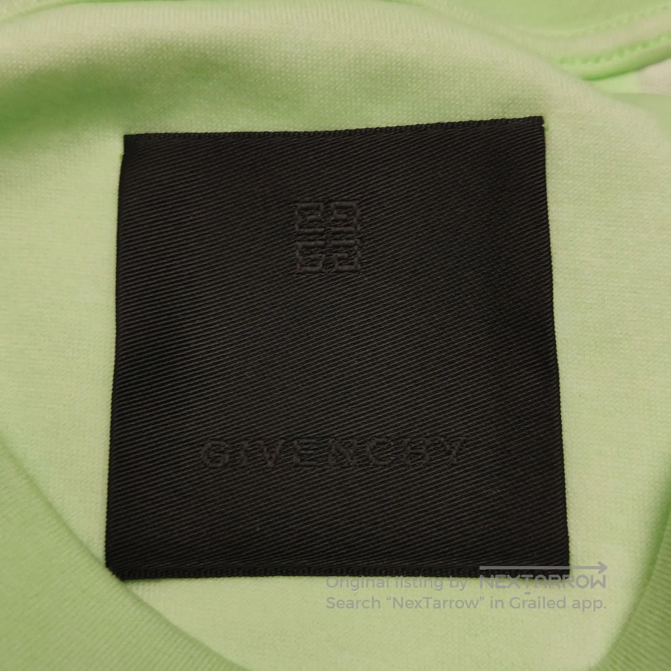 Givenchy Givenchy XS Red Dragon Graphic Crew Neck T-Shirt. Size US XS / EU 42 / 0 - 3 Thumbnail
