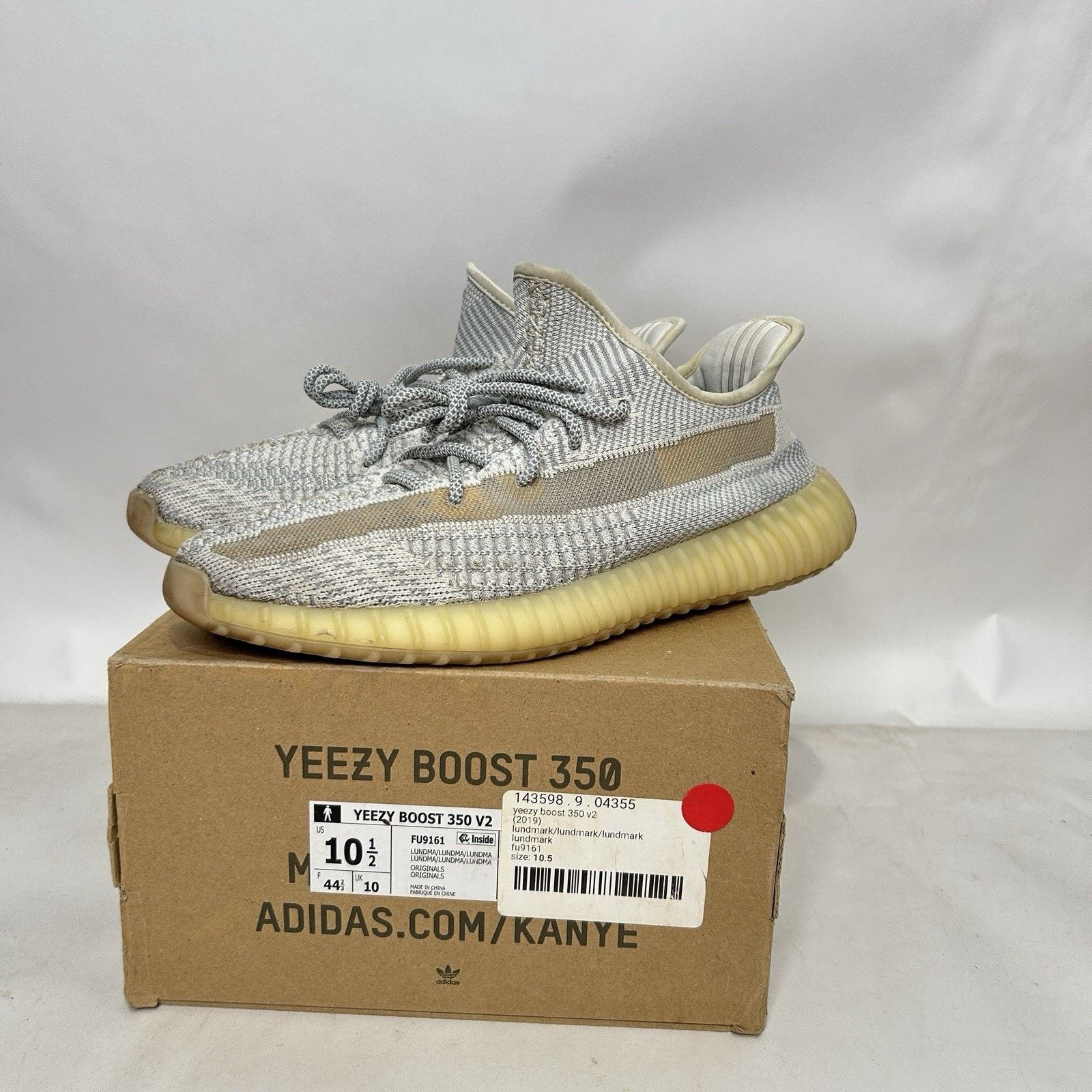 Adidas Adidas Yeezy Boost 350 V2 “Lundmark Non-Reflective” 2019 Size US 10.5 / EU 43-44 - 3 Thumbnail