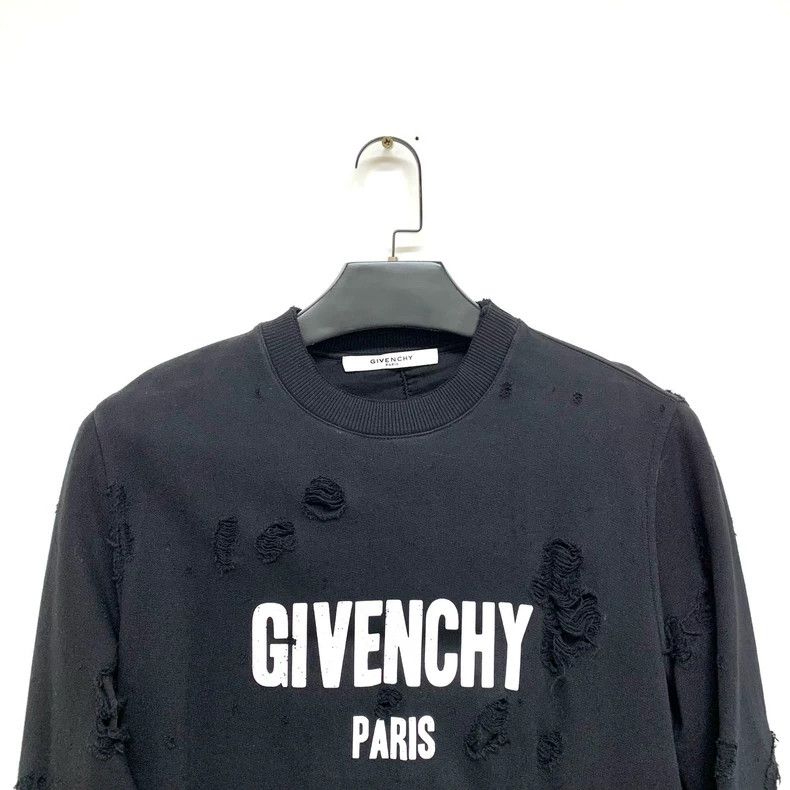 Givenchy Givenchy Distressed Crewneck Sweatshirt 2506-Nextarrow Size US XS / EU 42 / 0 - 5 Thumbnail