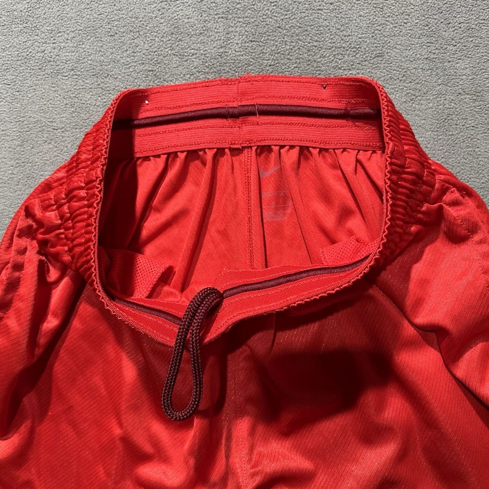 Nike Nike Dri-FIT ISoFly Basketball Shorts Womens Small Red Satin DH7363-658 GUC Size 28" / US 6 / IT 42 - 4 Thumbnail