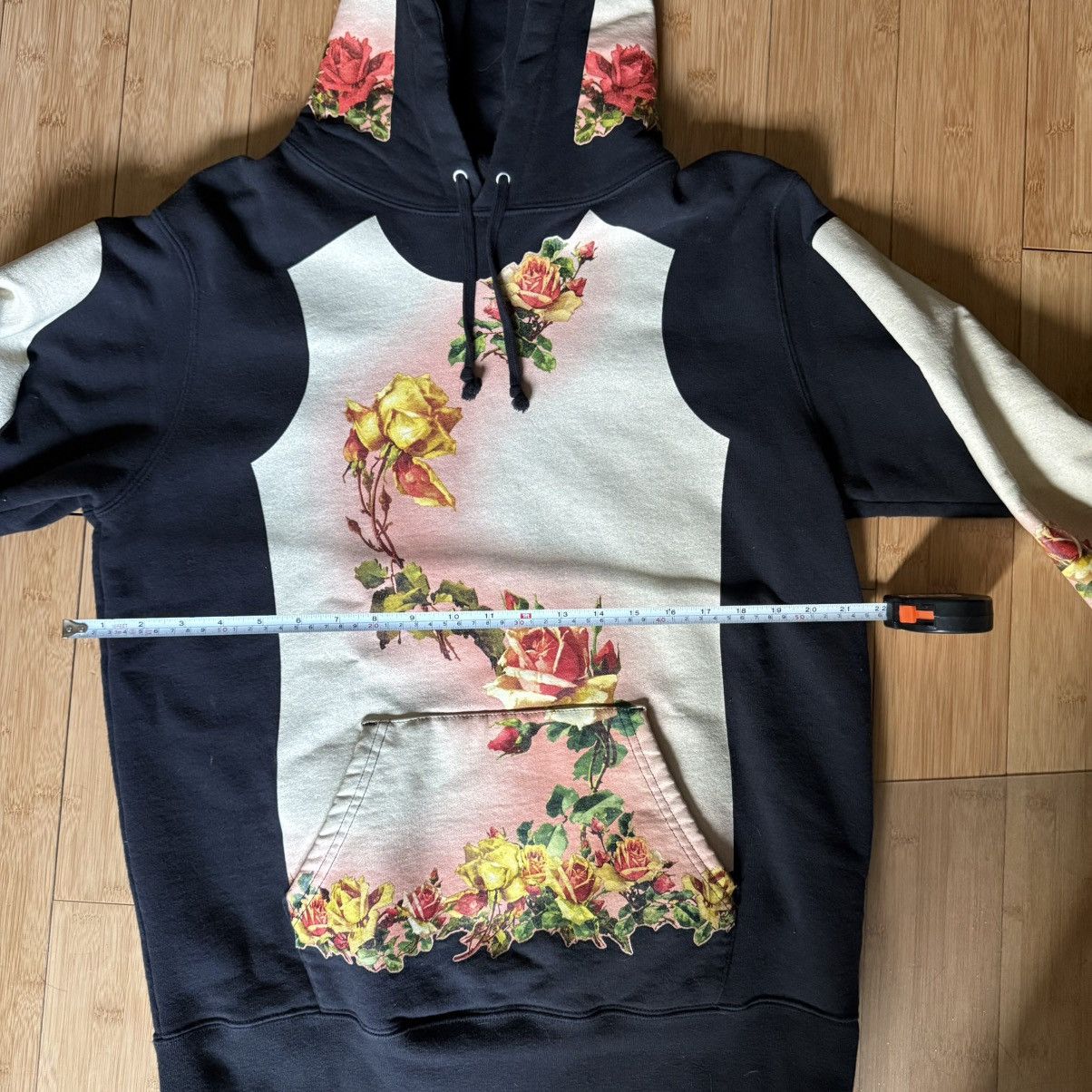 Jean Paul Gaultier × Supreme Supreme Jean Paul Gaultier Floral Print Hoodie SS19 Medium Size US M / EU 48-50 / 2 - 10 Thumbnail