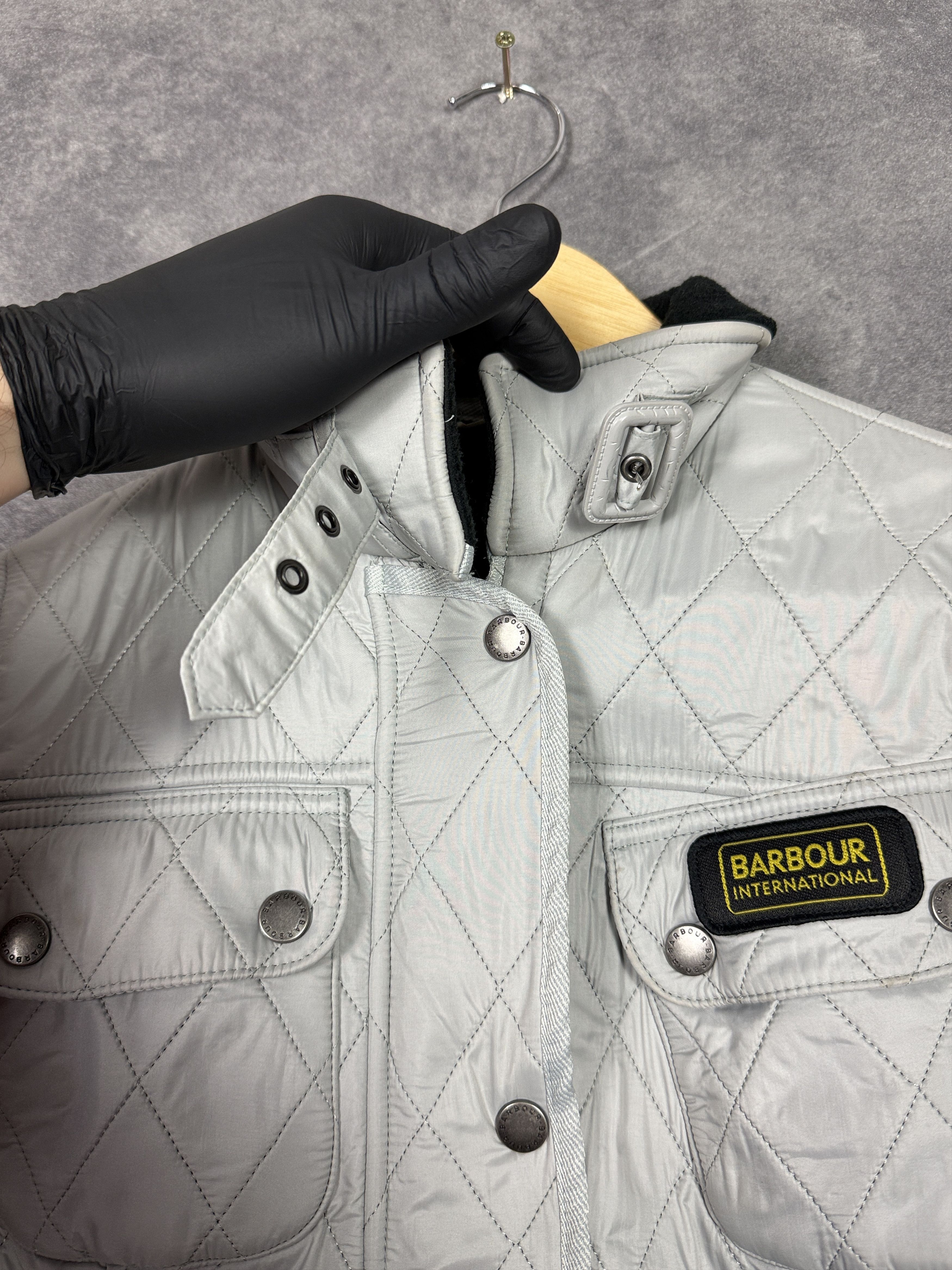 Barbour Barbour International quilted zip-up jacket grey mini logo Size M / US 6-8 / IT 42-44 - 4 Thumbnail