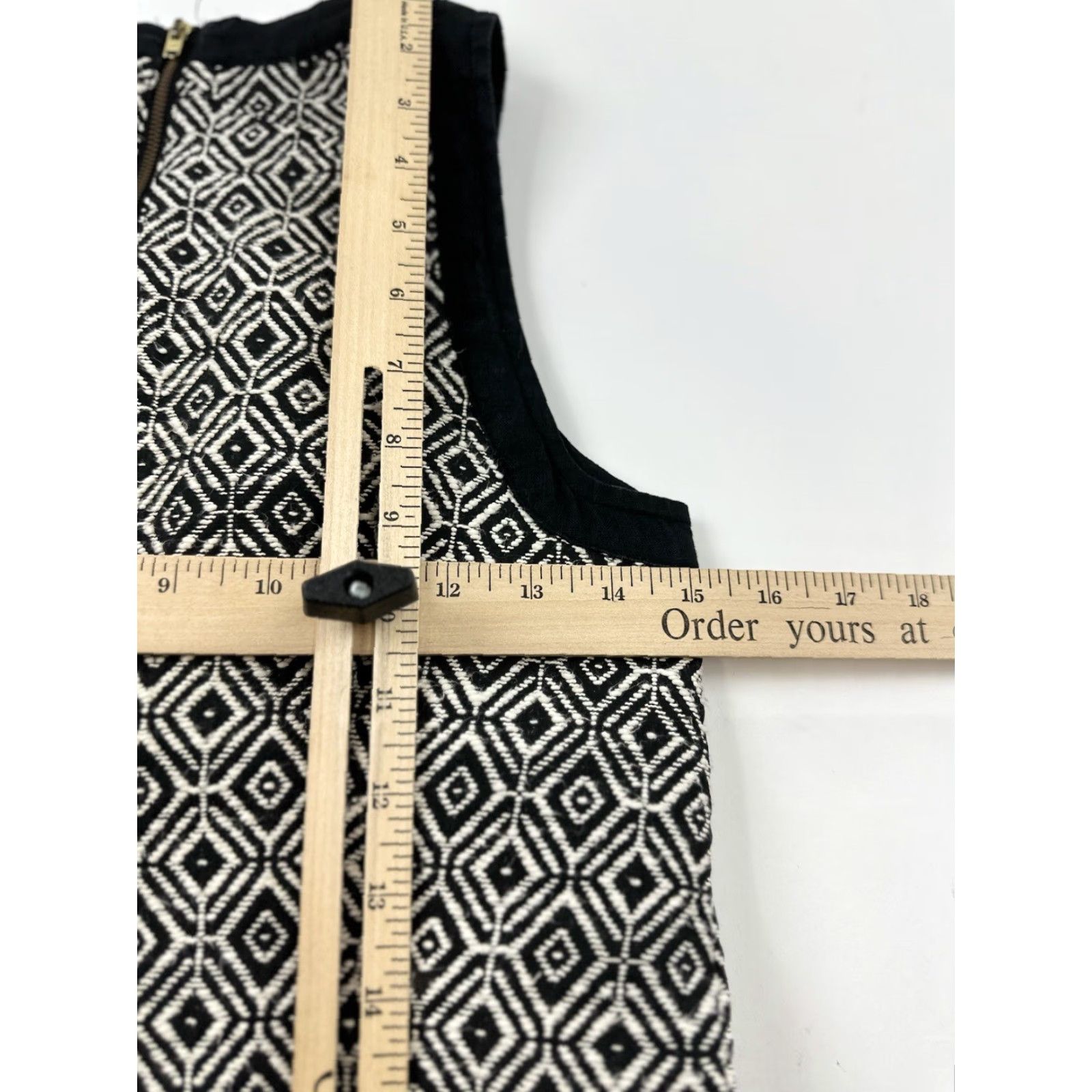 Banana Republic VINTAGE Banana Republic Dress Women’s 0 Black White Geometric Print Sleeveless Linen Short Sheath Pencil Dress Womens Size XS / US 0-2 / IT 36-38 - 7 Thumbnail