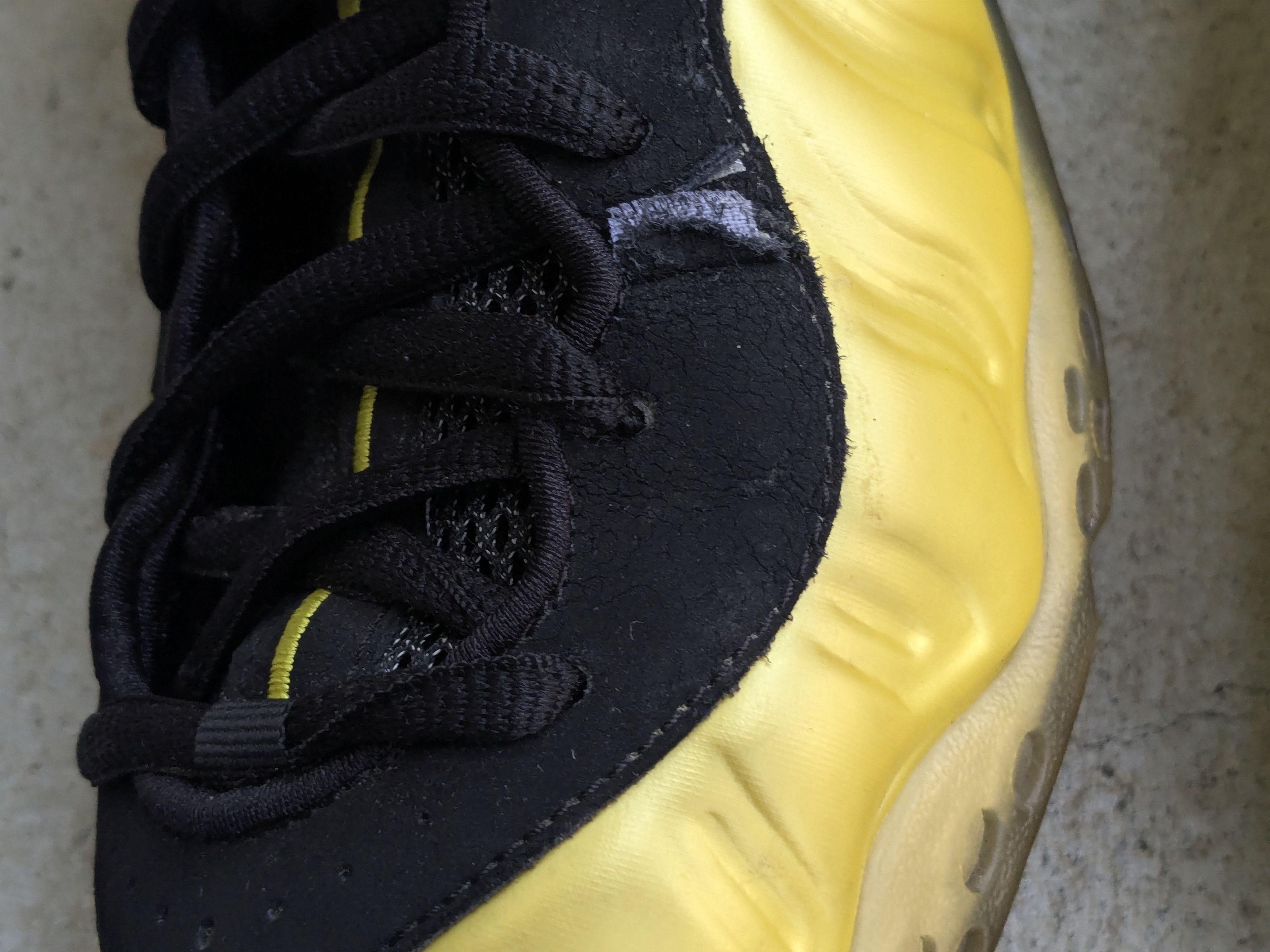 Nike Nike Air Foamposite One Electrolime Yellow 314996-330 Black Size US 11.5 / EU 44-45 - 6 Thumbnail