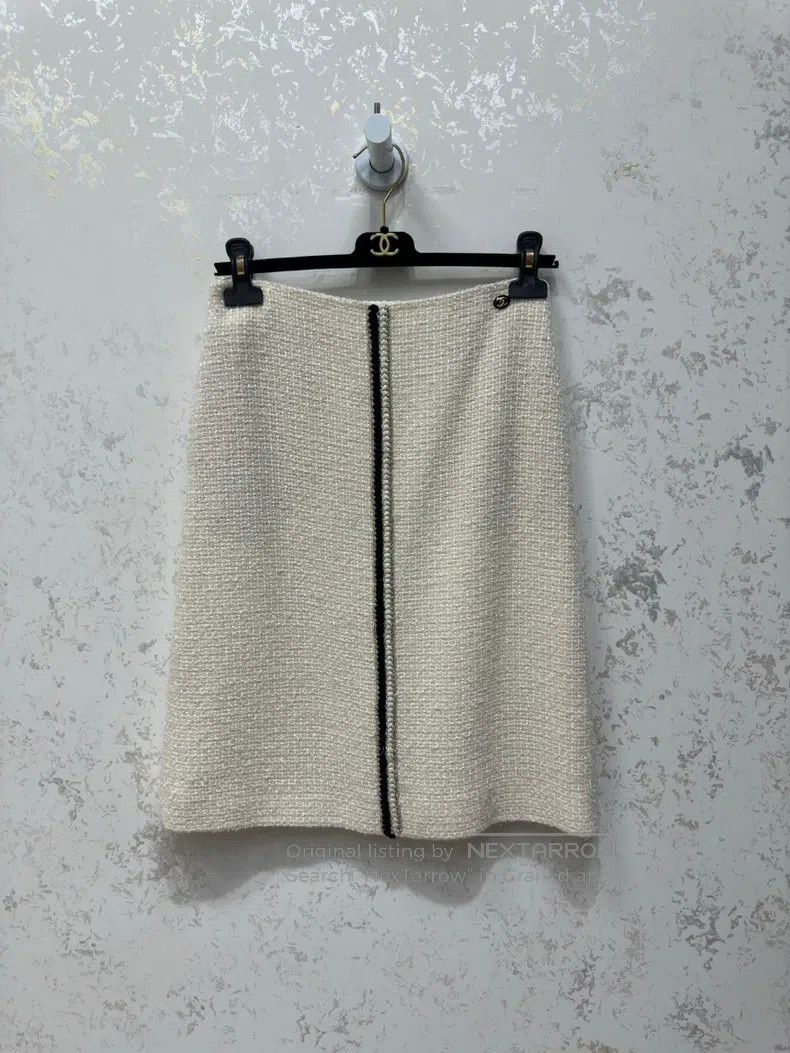 Chanel Chanel 20 Autumn and Winter High-end Handicraft Series Bei Size 24" / US 00 / IT 34 - 6 Thumbnail
