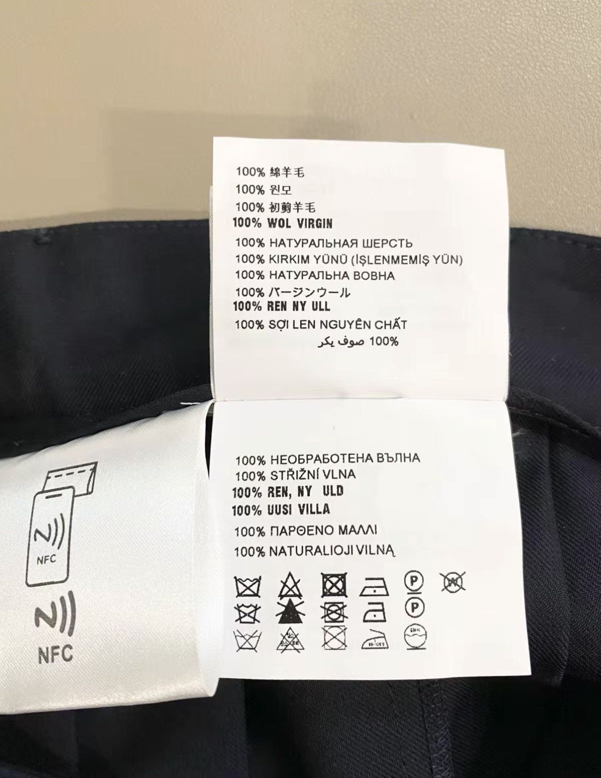 Miu Miu Miu Miu Size 38 Navy Blue Low Waist Pleated Skirt J33 Size XS / US 0-2 / IT 36-38 - 5 Thumbnail