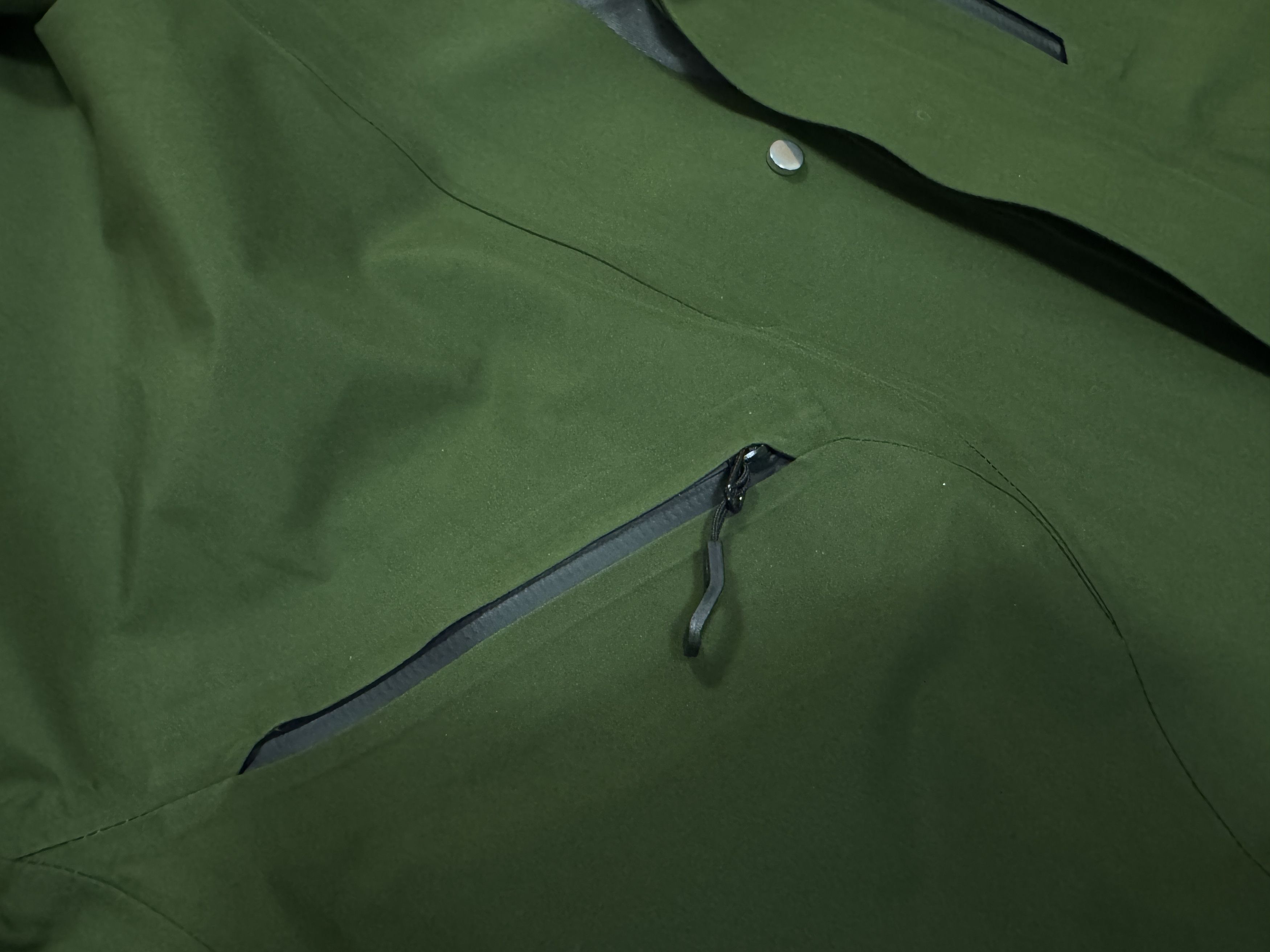 Goldwin Goldwin Gore-Tex hooded jacket size M Olive Green Size US M / EU 48-50 / 2 - 5 Thumbnail