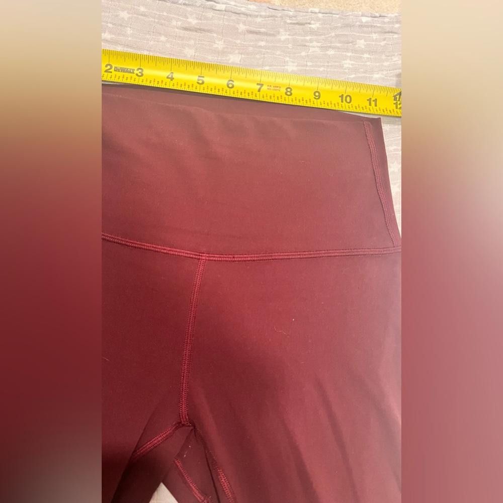 Lululemon Size 4 Lululemon Cropped Aligns Size 27" / US 4 / IT 40 - 3 Thumbnail