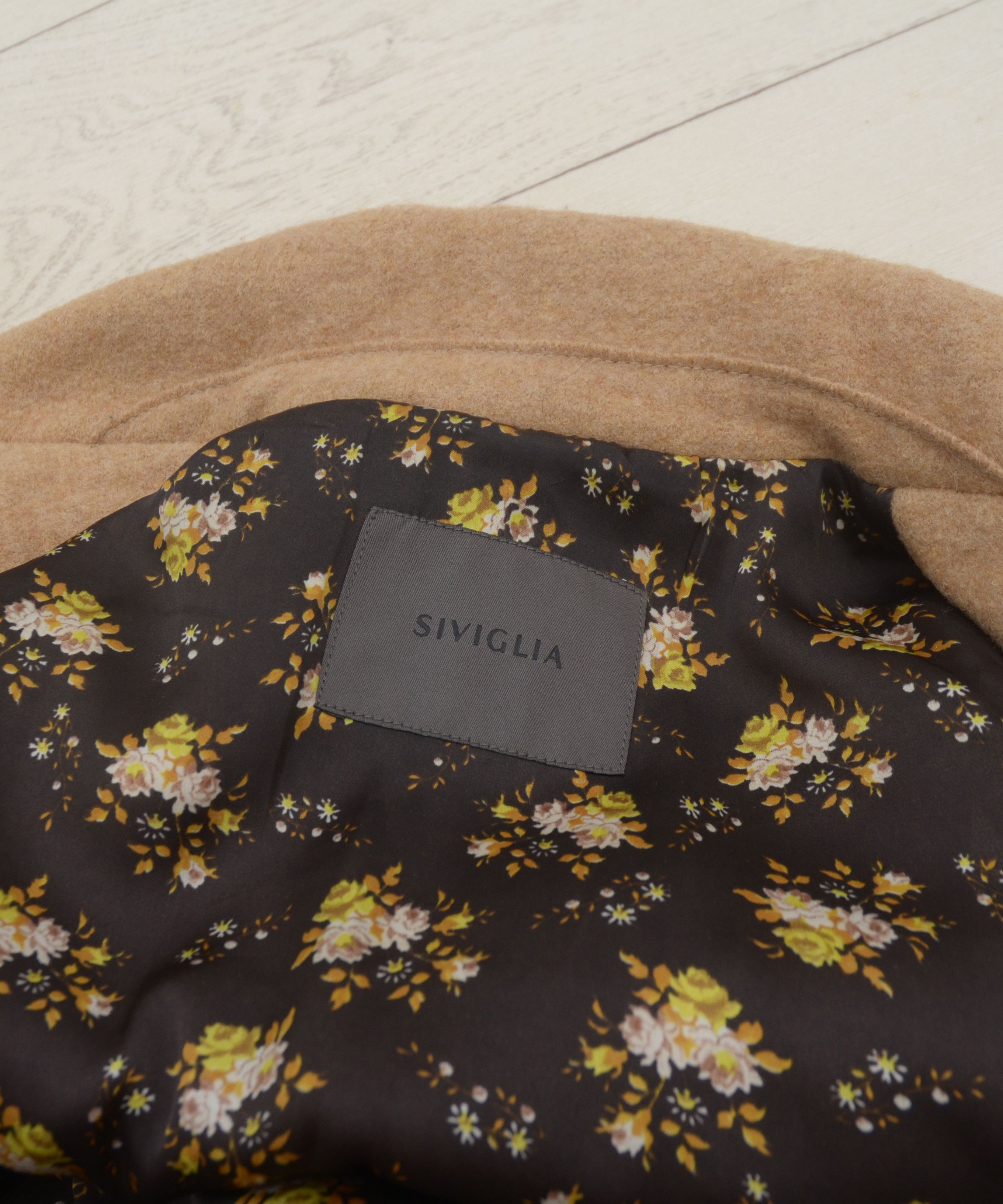 Siviglia Luxury Siviglia italy sz 40 wool Pea Coat Beige Size S / US 4 / IT 40 - 9 Thumbnail