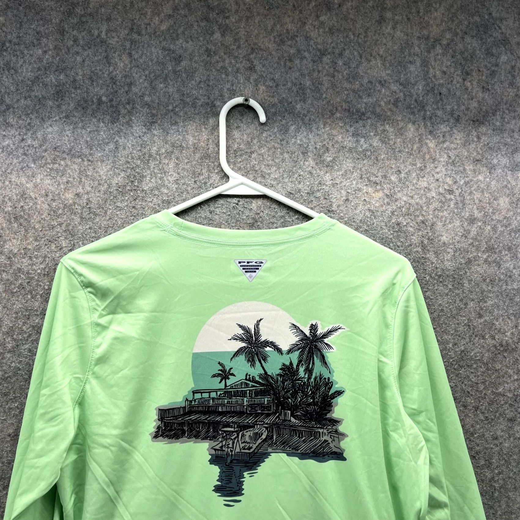Vintage Columbia Shirt Men Large Beach Green Long Sleeve Crewneck Polyester Big Print Size US L / EU 52-54 / 3 - 2 Thumbnail