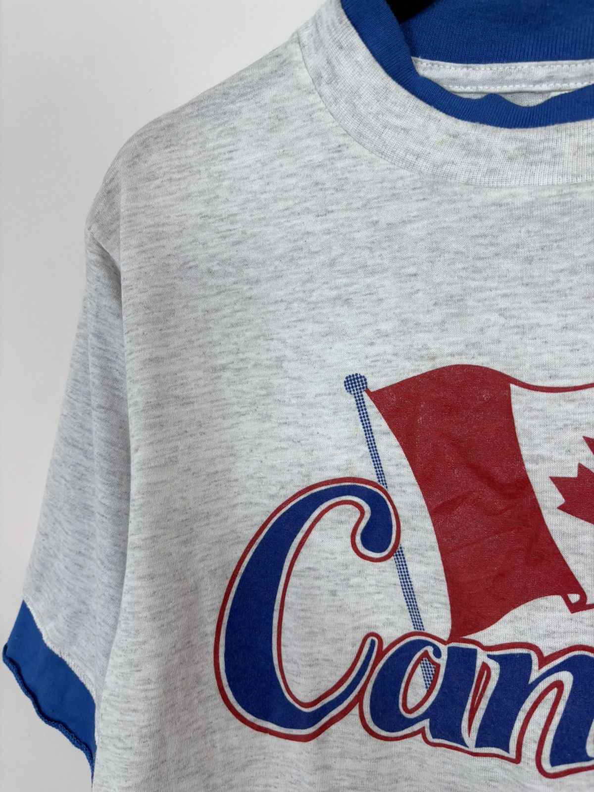 Vintage Vintage 1990s Canada Flag Big Graphic Logo Grey T-Shirt Tee Size US M / EU 48-50 / 2 - 9 Thumbnail