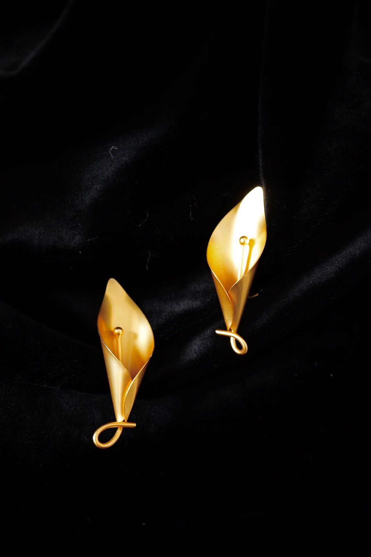 Kenzo Kenzo 1980s Rare Calla Lily Earclips Size ONE SIZE - 2 Thumbnail
