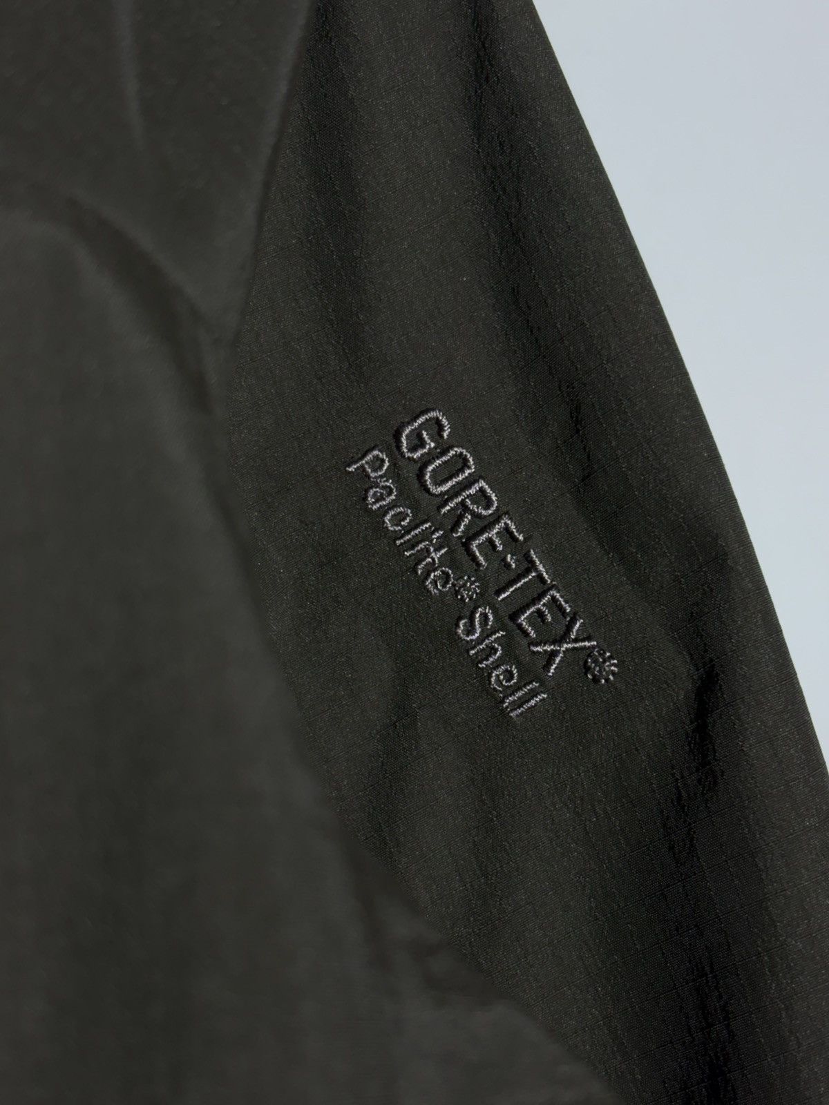 Arc'teryx Arc’Teryx Gore-Tex Paclite Shell Jacket Dark Green Size S / US 4 / IT 40 - 10 Thumbnail