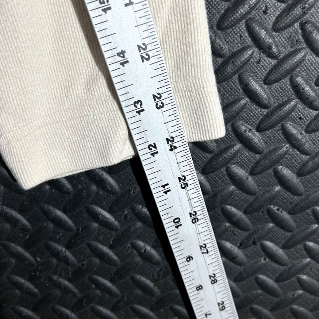 BKE BKE 67 Shirt Men L Cream Long Sleeve Striped Crew Neck T Shirt Boys? Size US L / EU 52-54 / 3 - 6 Thumbnail