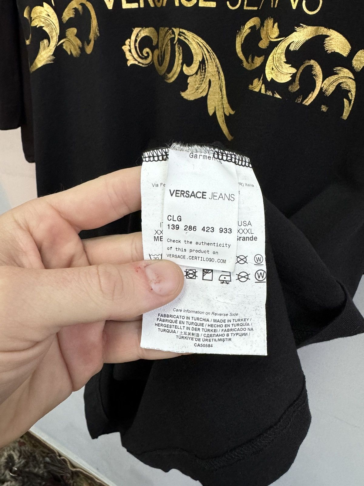 Versace Vintage Versace T Shirt Medusa Archive Size US XL / EU 56 / 4 - 10 Thumbnail