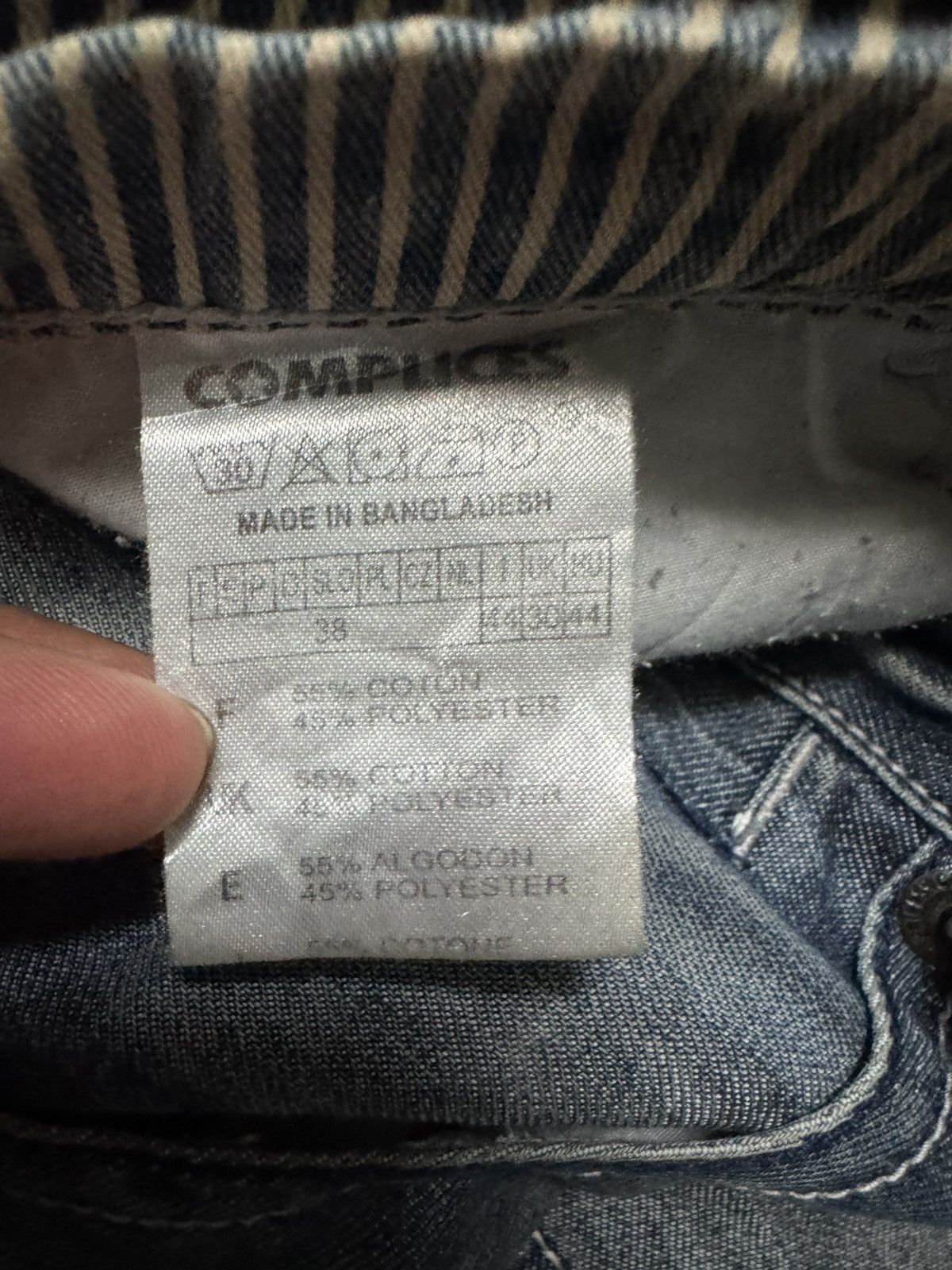 Tornado Mart GRUNGE VINTAGE JAPANESE DISTRESSED STONED WASHED Size US 29 - 10 Thumbnail
