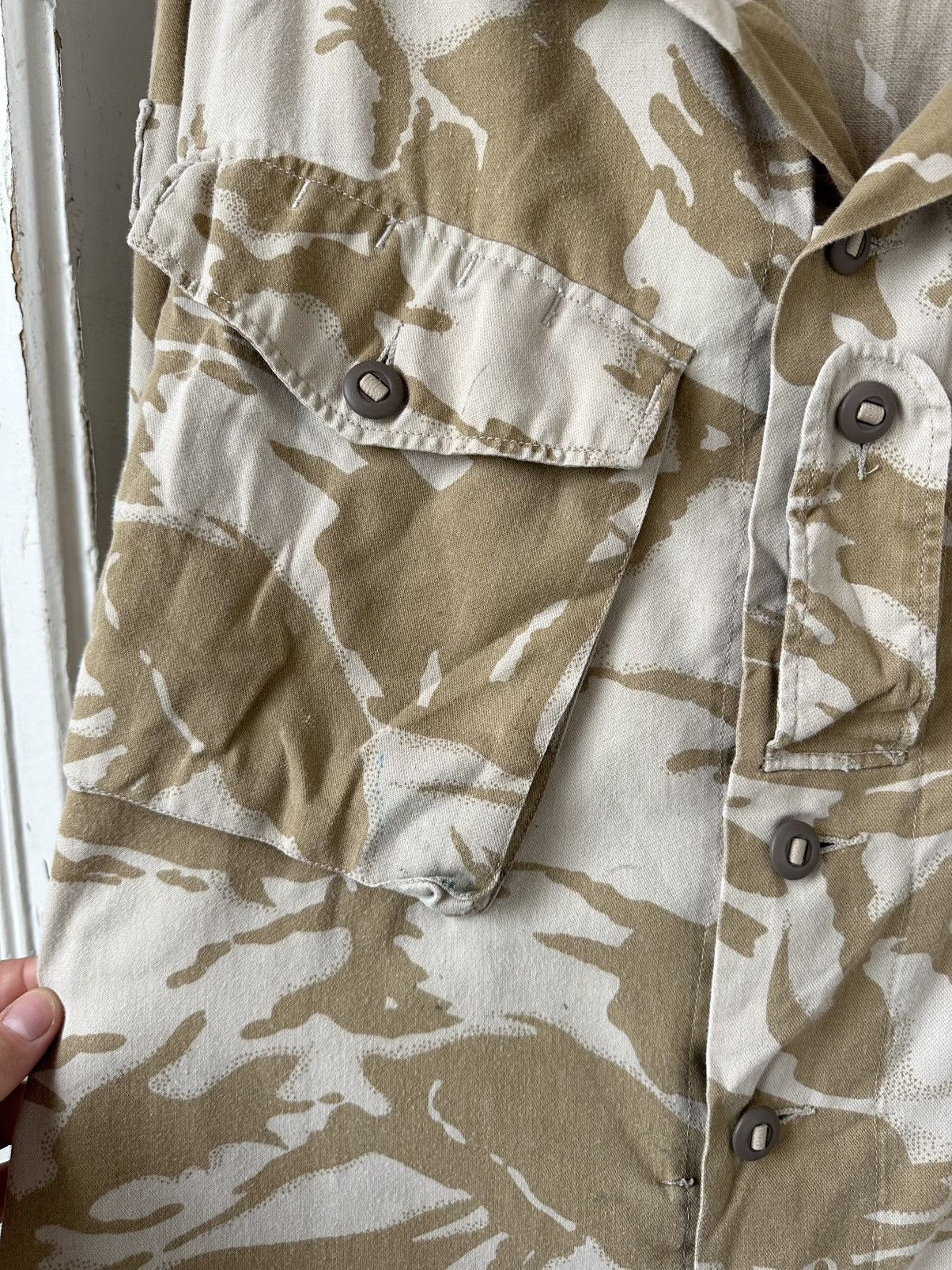 Vintage Vintage British NATO Tropical Combat Camo Jacket Size US XL / EU 56 / 4 - 9 Thumbnail