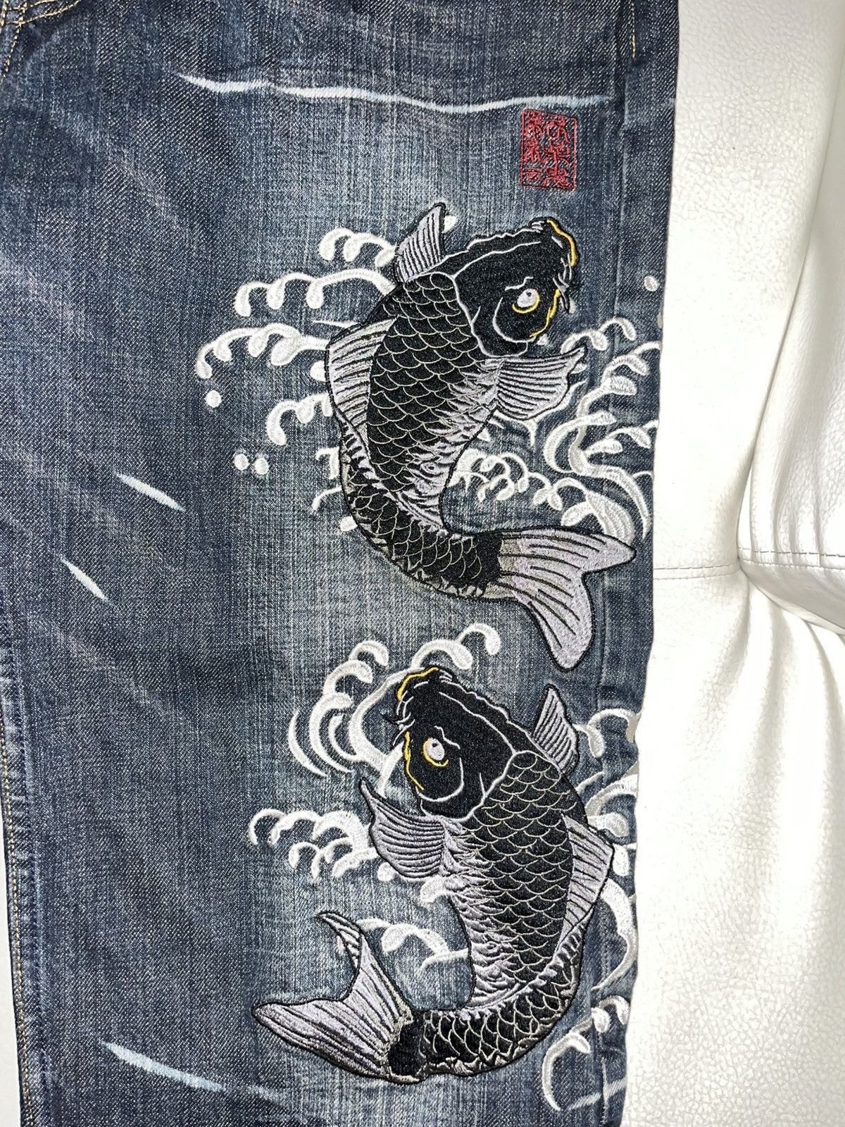 Japanese Brand Karakuri tamashii Koi fish sz 32 Size US 32 / EU 48 - 2 Thumbnail