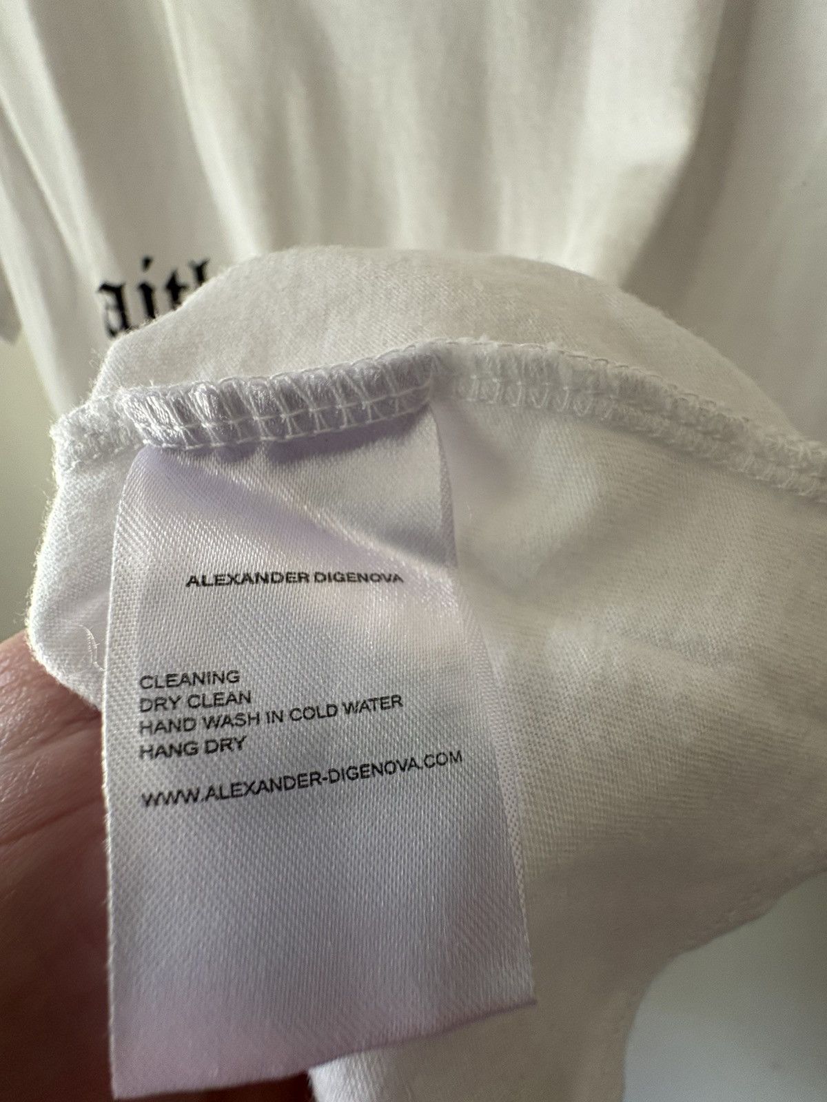 ALEXANDER DIGENOVA Alexander Digenova Faith in Darkness T-shirt Size US M / EU 48-50 / 2 - 5 Thumbnail