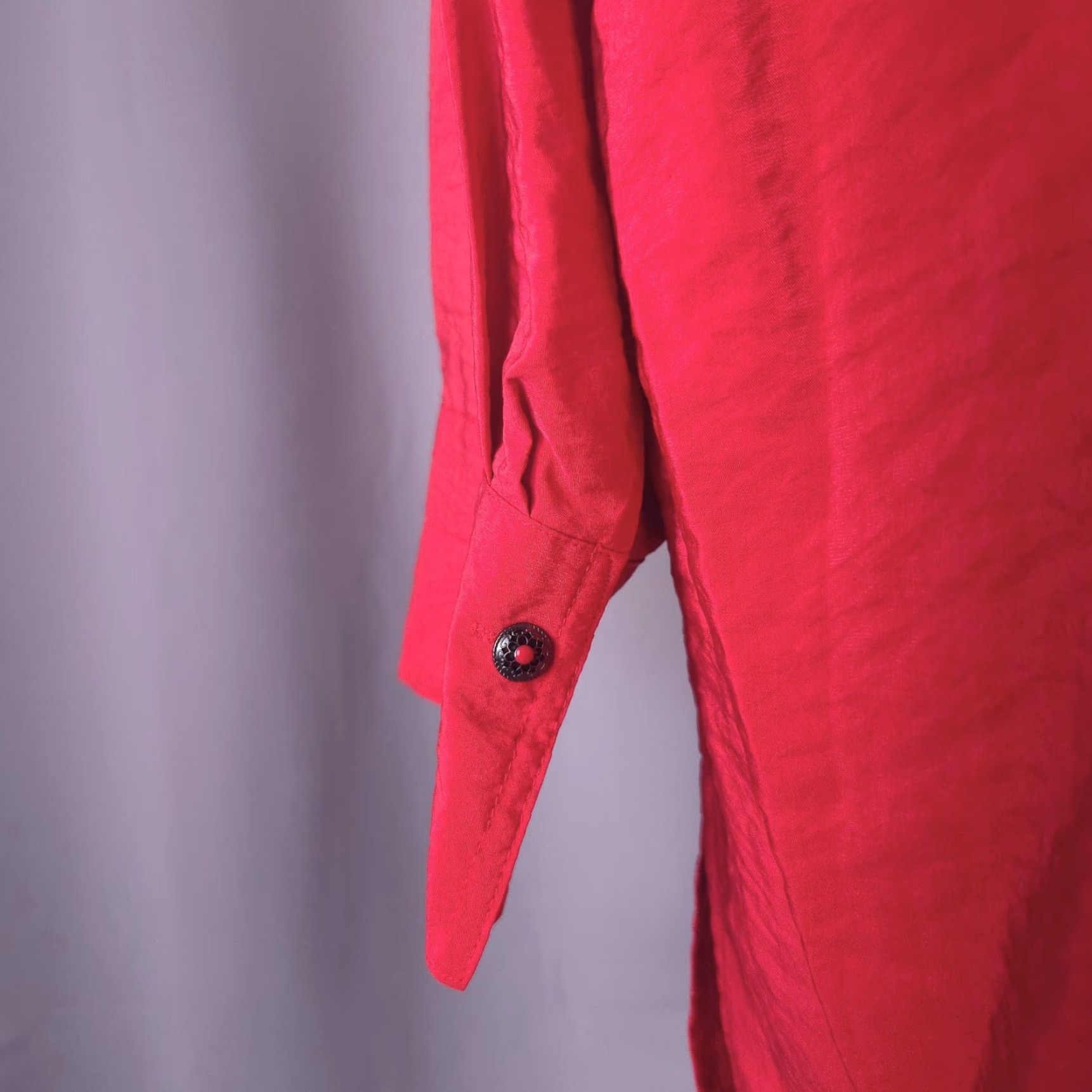 Ali Miles Top Womens 2X Red Taffeta Blouse Tunic Artsy Eclectic Statement Button