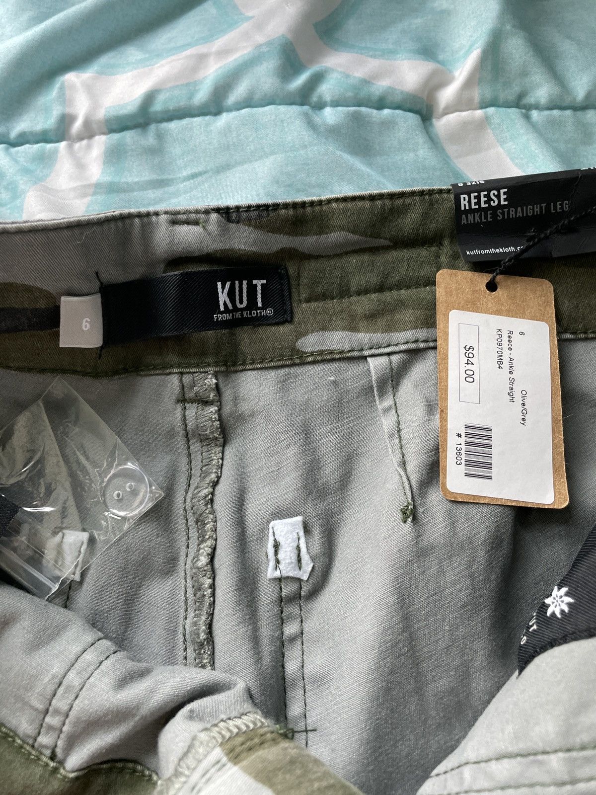 Other Kut Distressed Camo Pants w Zipper Leg Opening Size 28" / US 6 / IT 42 - 3 Thumbnail