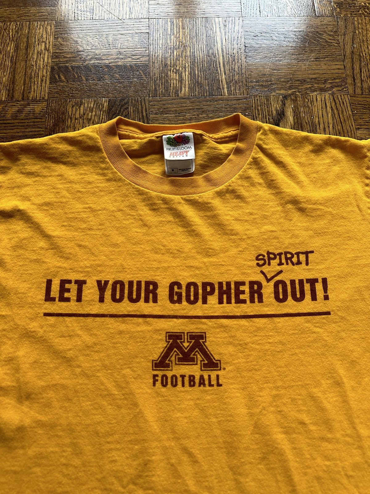 Vintage Vintage Y2K Minnesota Football Gopher Spirit Graphic Tee Size US M / EU 48-50 / 2 - 3 Thumbnail