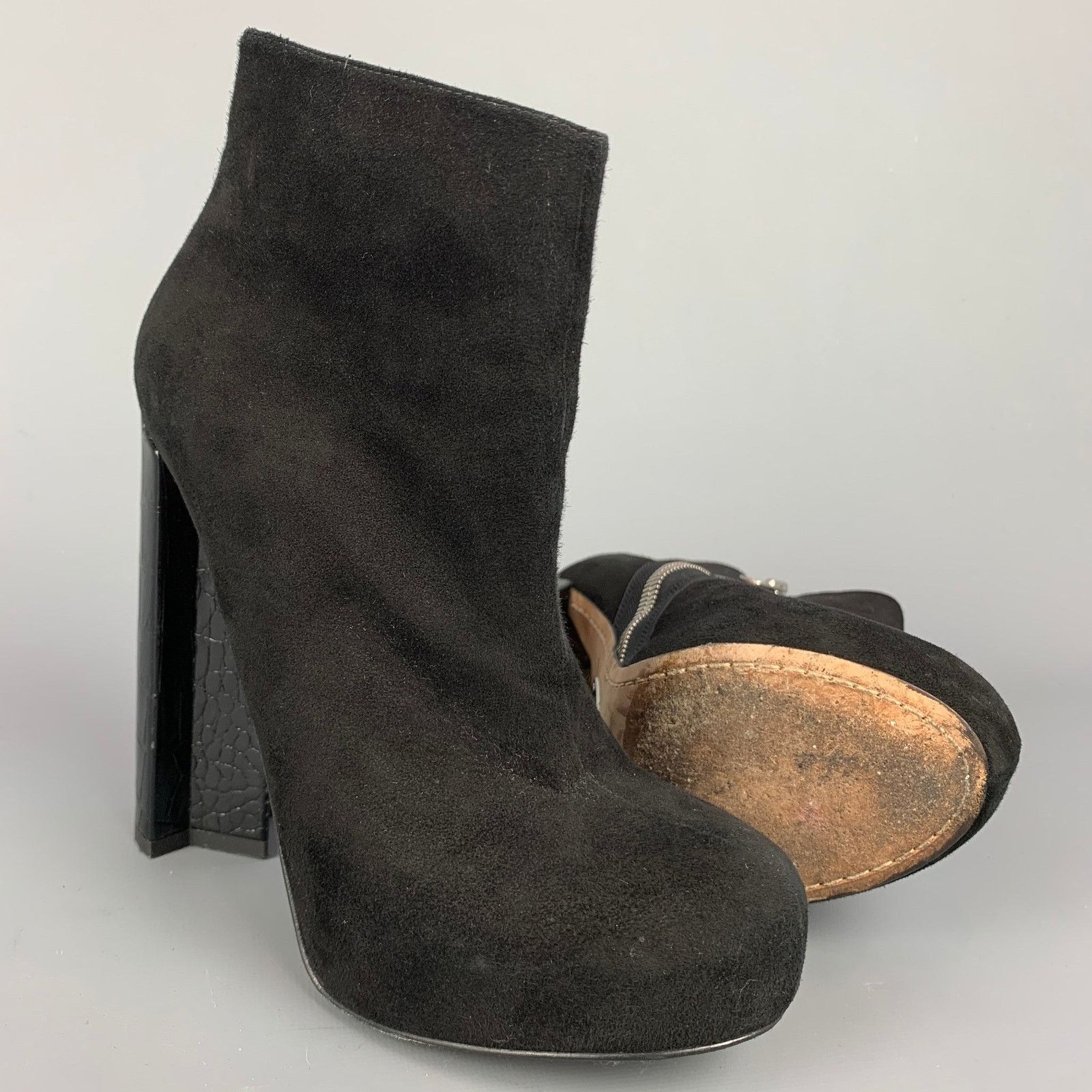 Alejandro Ingelmo ALEJANDRO INGELMO Size 5.5 Black Suede Platform Ankle Boots Size US 5.5 / IT 35.5 - 3 Thumbnail
