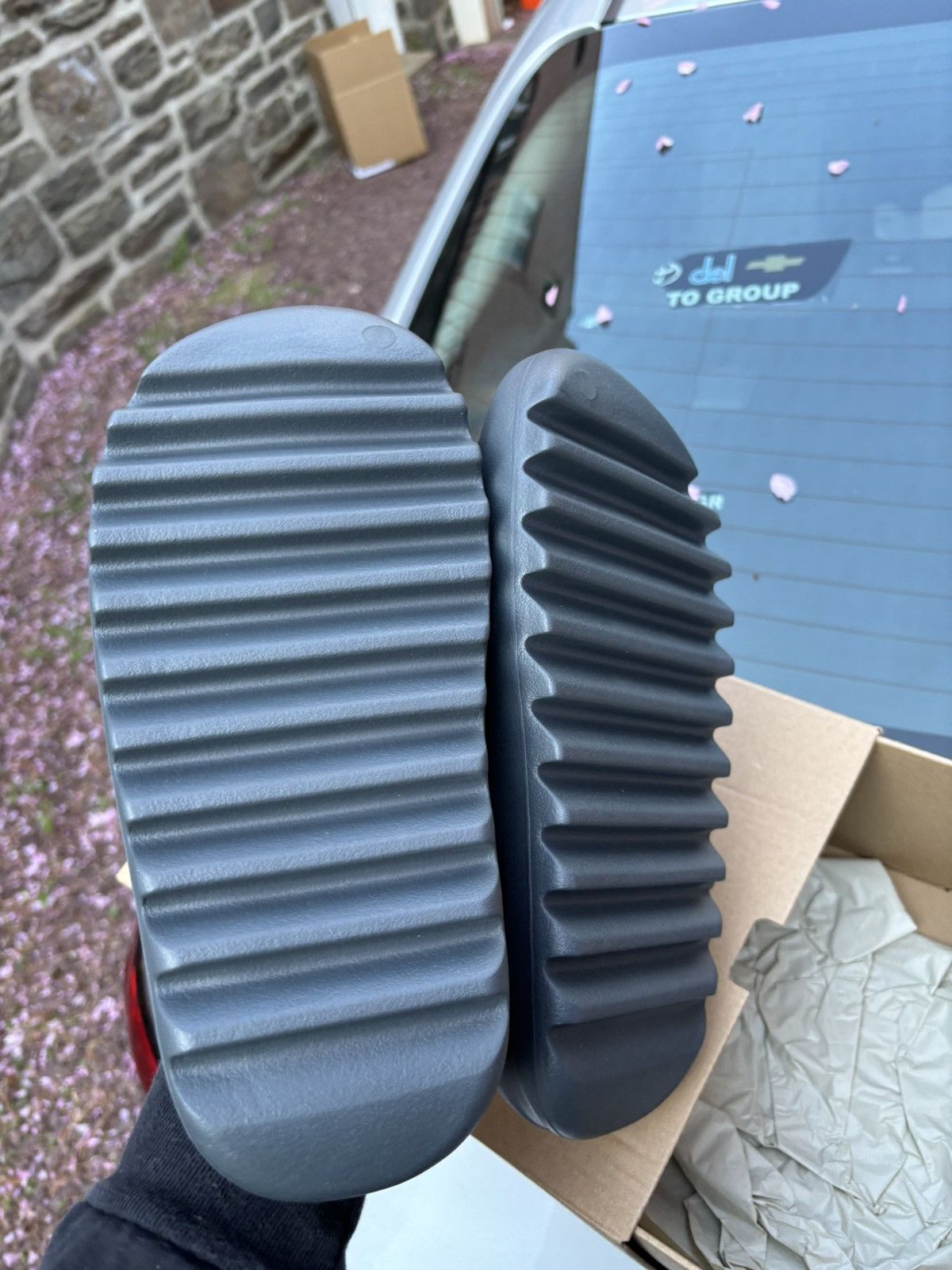 Yeezy adidas Yeezy Slide Slate Grey Size 8 ID2350 Size US 8 / EU 41 - 3 Thumbnail