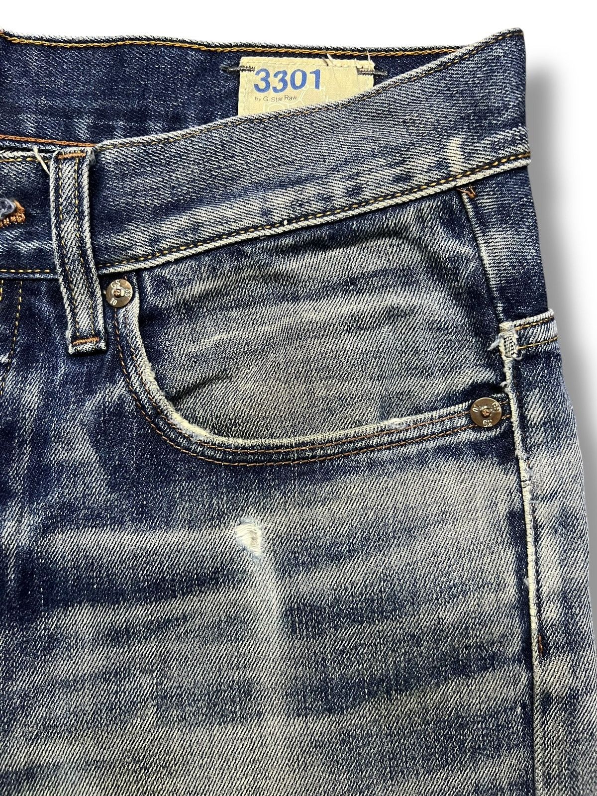 G-Star Vintage G-Star Raw 3301 - Faded Whisker Wash, Distressed Size US 32 / EU 48 - 9 Thumbnail