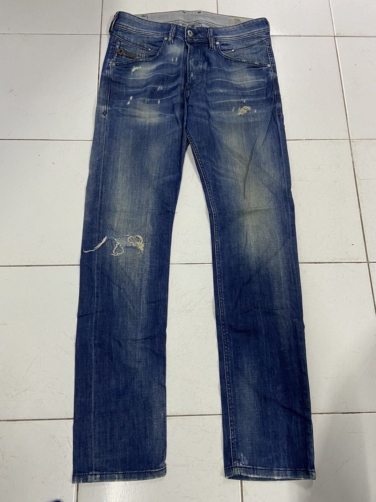 Diesel DIESEL INDUSTRY BELTHER REGULAR DISTRESSED SLIM JEANS Size US 30 / EU 46 - 1 Thumbnail