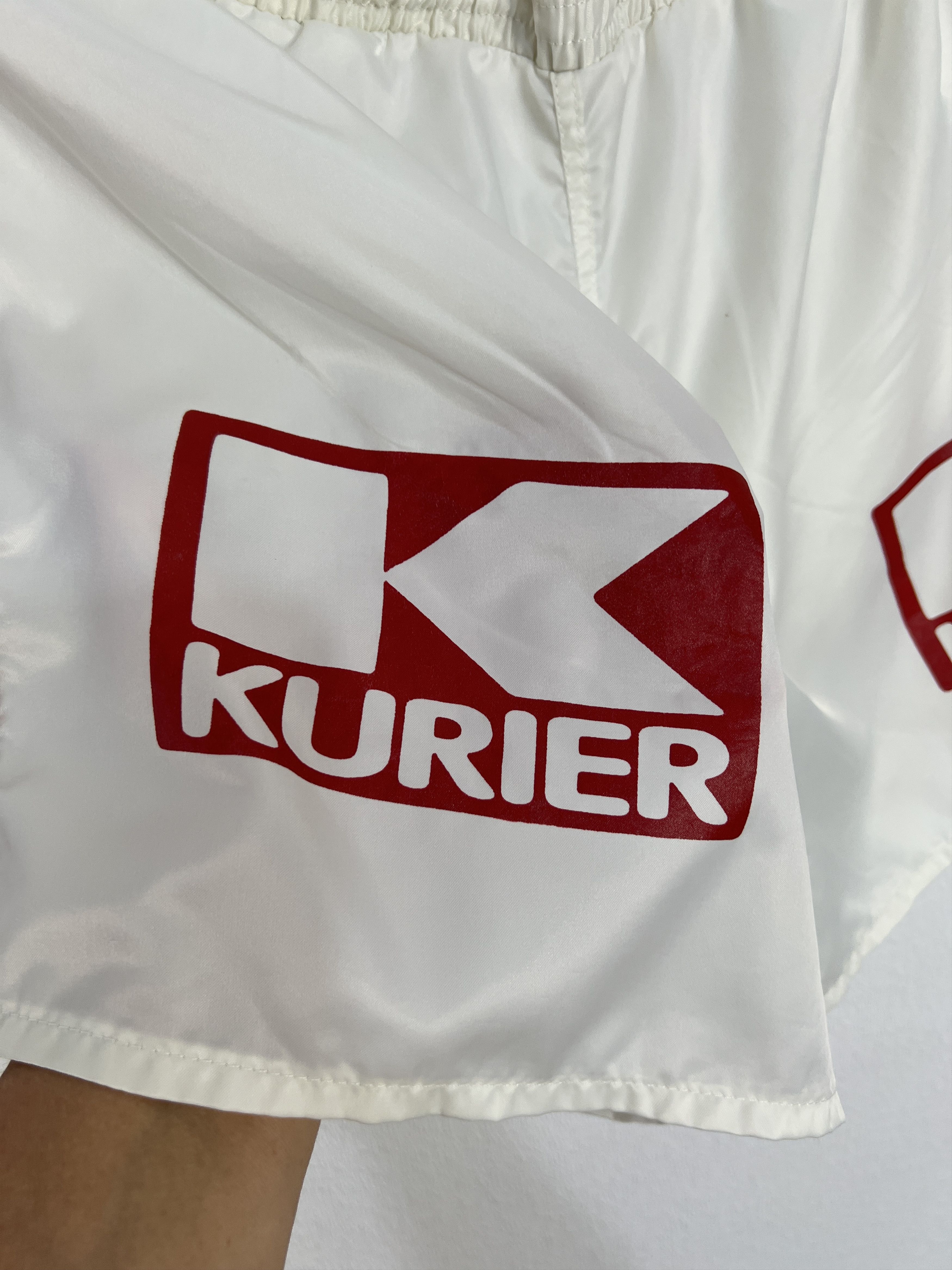 Adidas Vintage 90's Adidas White Nylon Shorts Run Athletic Rare XL Size US 36 / EU 52 - 4 Thumbnail