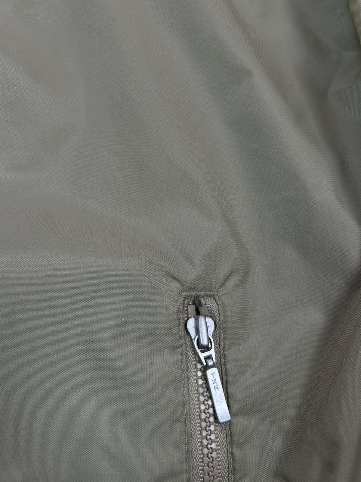Nike × Vintage 90s Nike Swoosh Vintage Y2K Oversized Nylon Retro Jacket Size US L / EU 52-54 / 3 - 8 Thumbnail